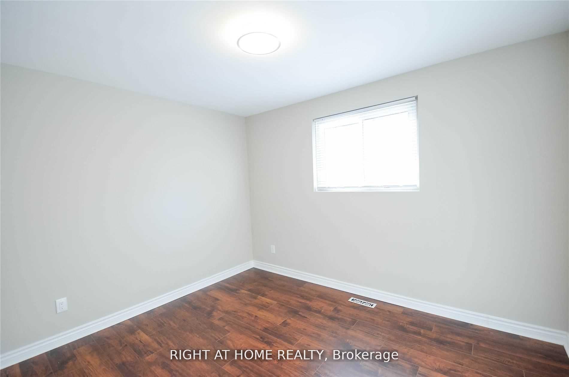 Photo 5 of 75 Gregory Road, Ajax, South East — HOMEH
