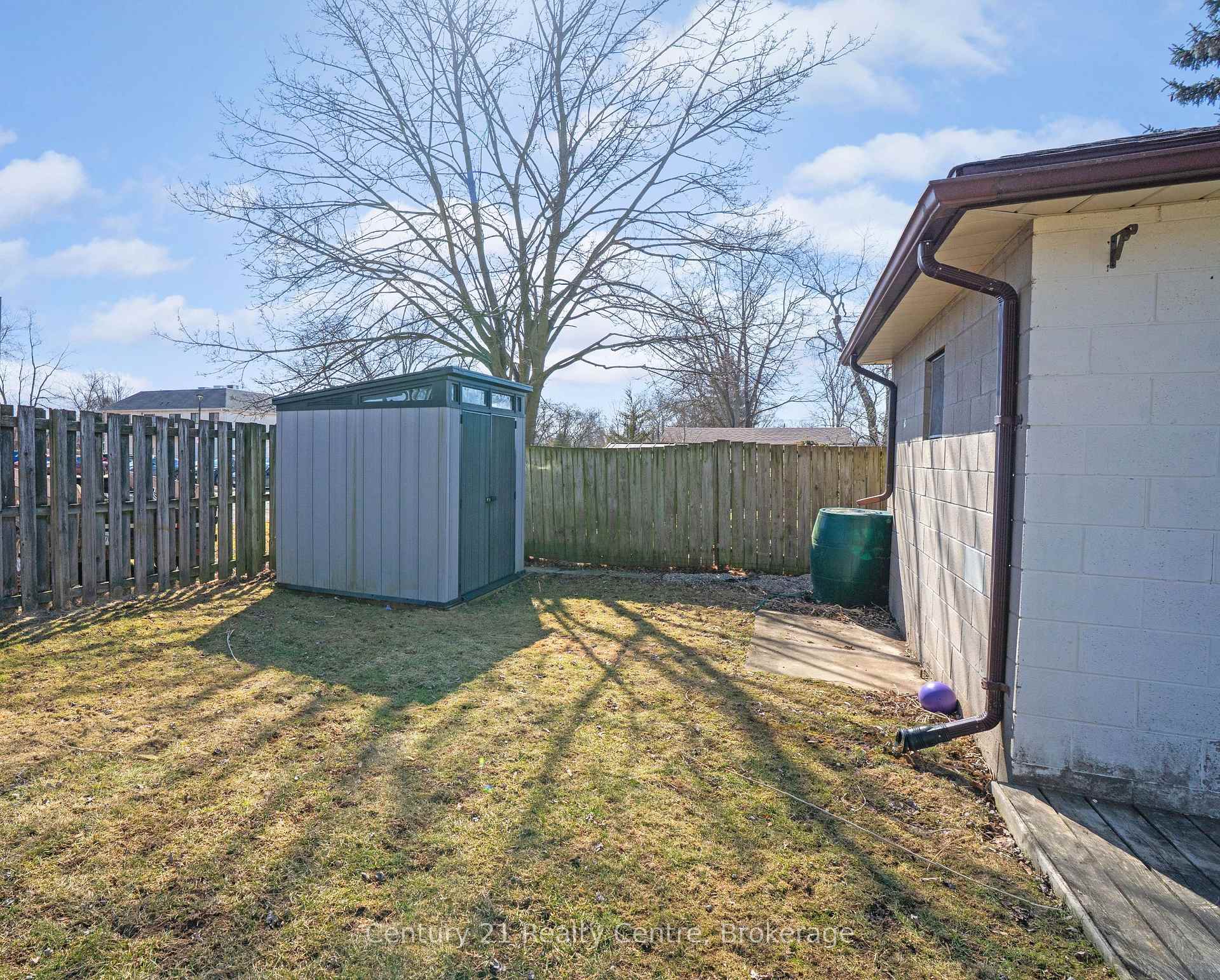 Photo 32 of 22 Northhaven Road, Welland, N. Welland — HOMEH