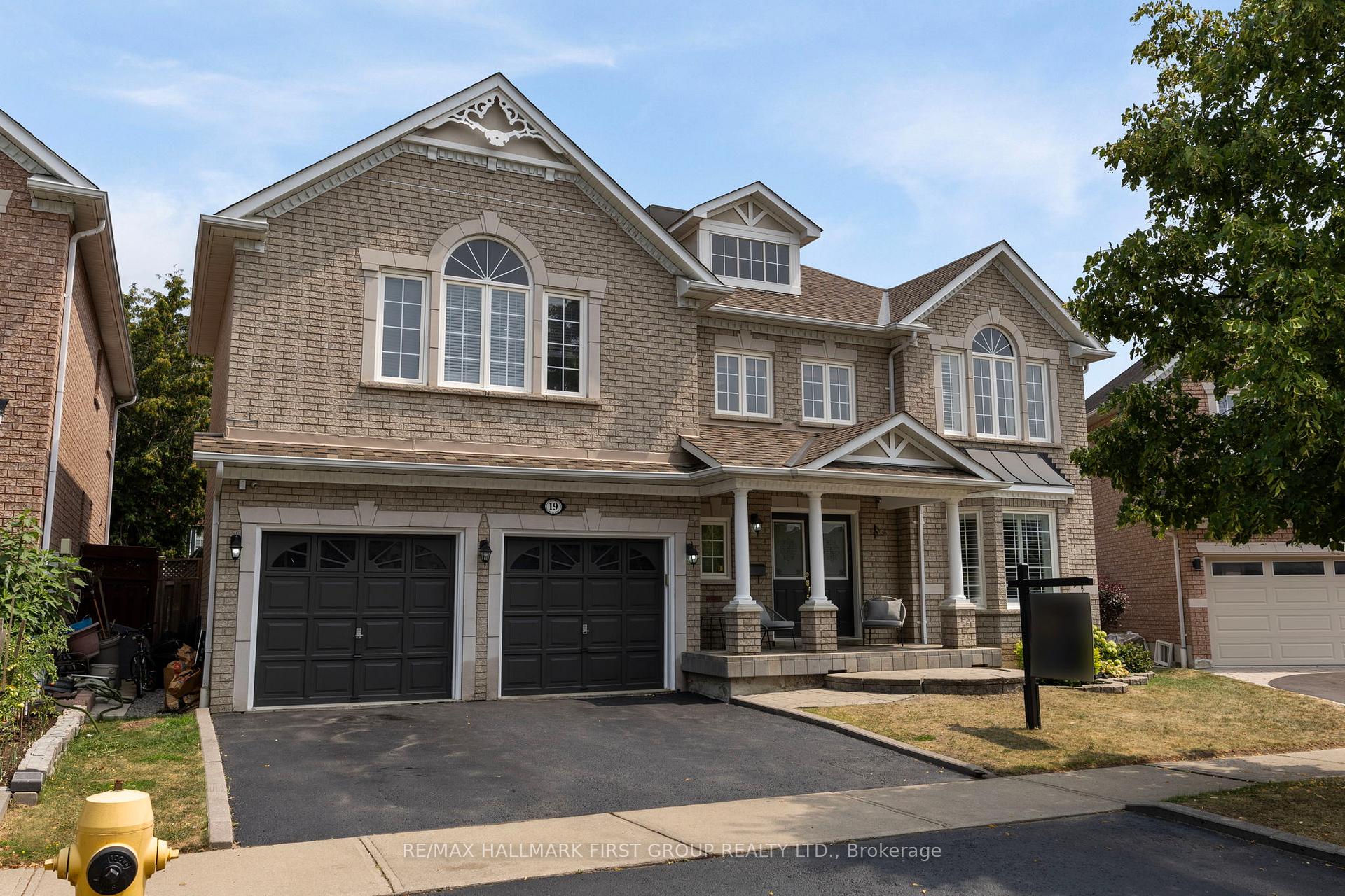 Front of 19 Ballgrove Crescent