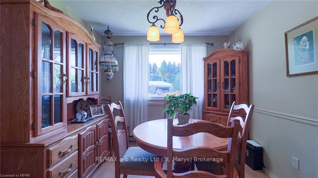 Photo 9 of 205 Spence Crescent, West Perth, Mitchell — HOMEH
