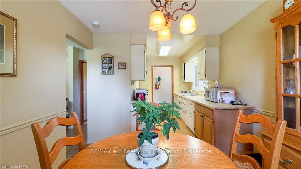 Photo 10 of 205 Spence Crescent, West Perth, Mitchell — HOMEH