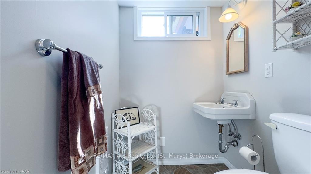 Photo 24 of 205 Spence Crescent, West Perth, Mitchell — HOMEH