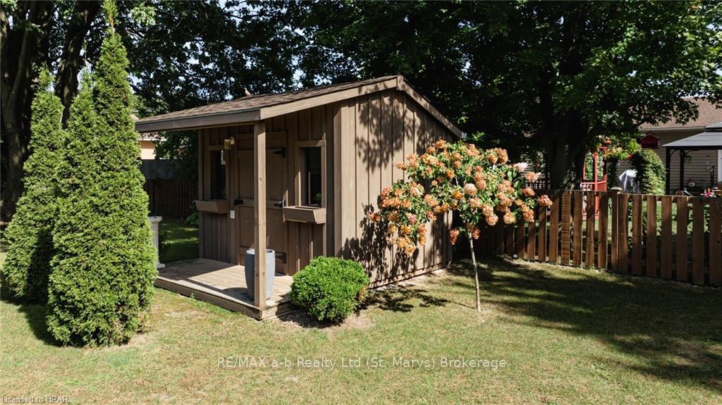 Photo 31 of 205 Spence Crescent, West Perth, Mitchell — HOMEH