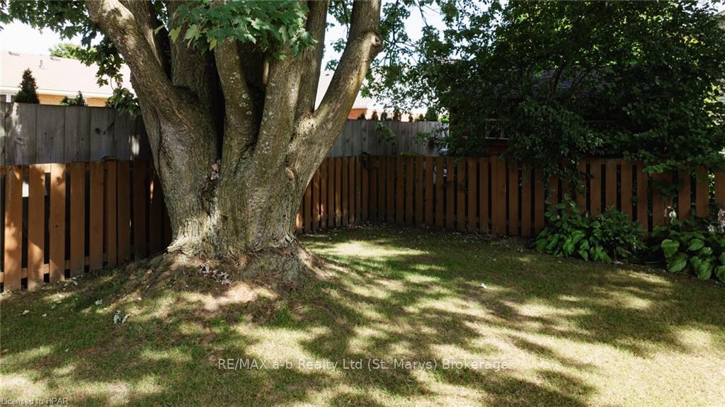 Photo 33 of 205 Spence Crescent, West Perth, Mitchell — HOMEH
