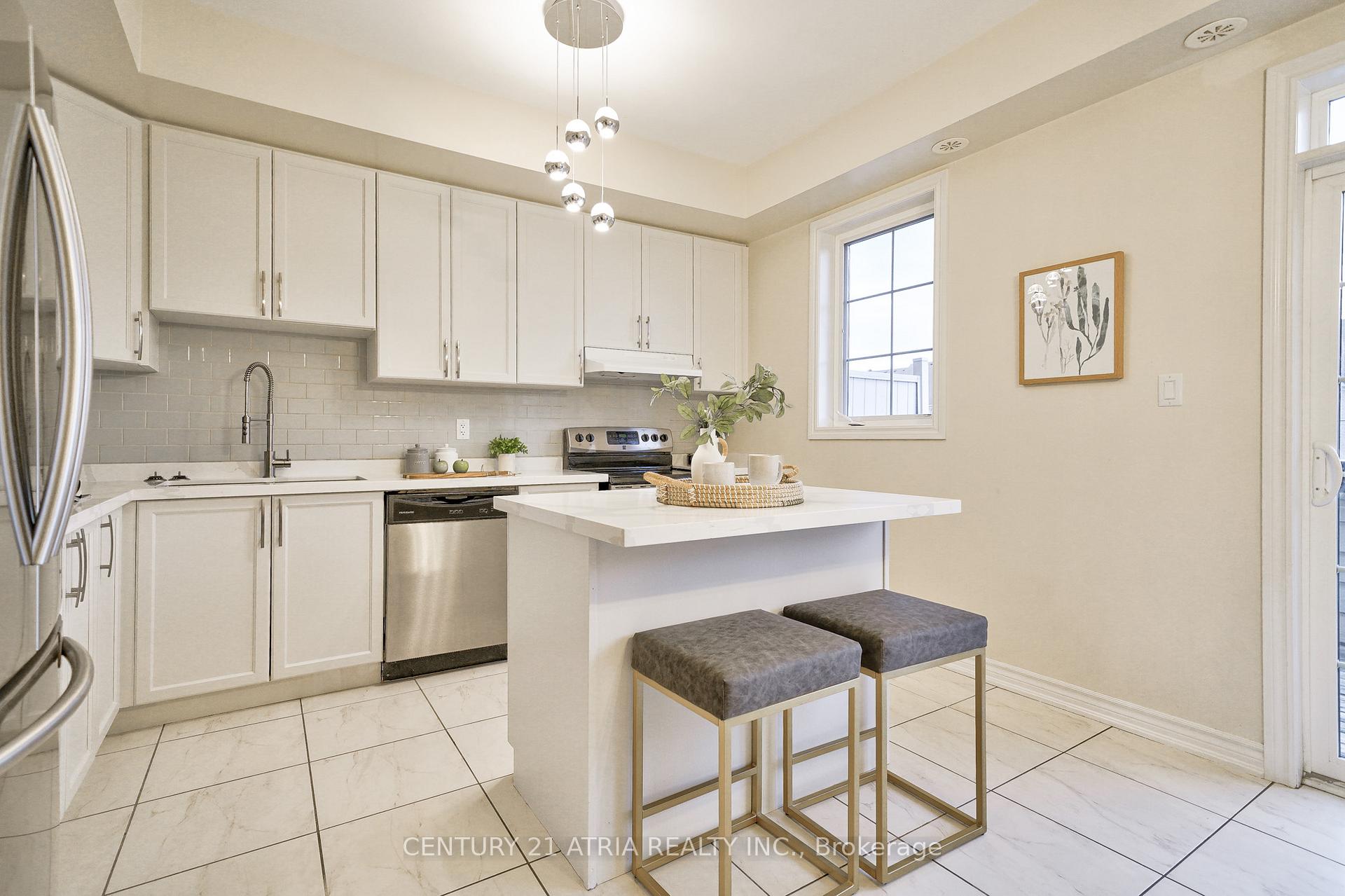Photo 19 of 93 Anthony Roman Avenue, Markham, Cathedraltown — HOMEH