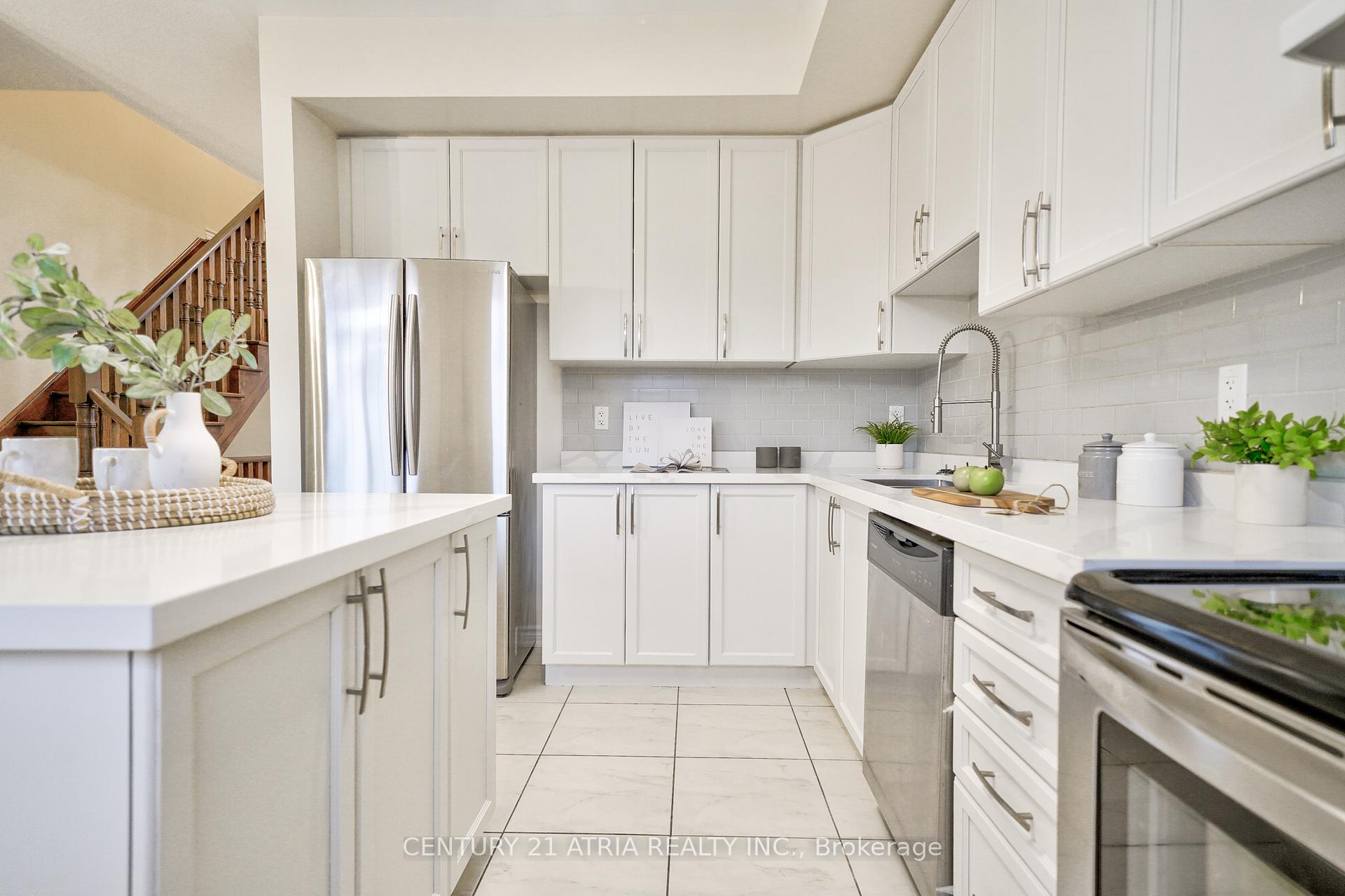 Photo 21 of 93 Anthony Roman Avenue, Markham, Cathedraltown — HOMEH