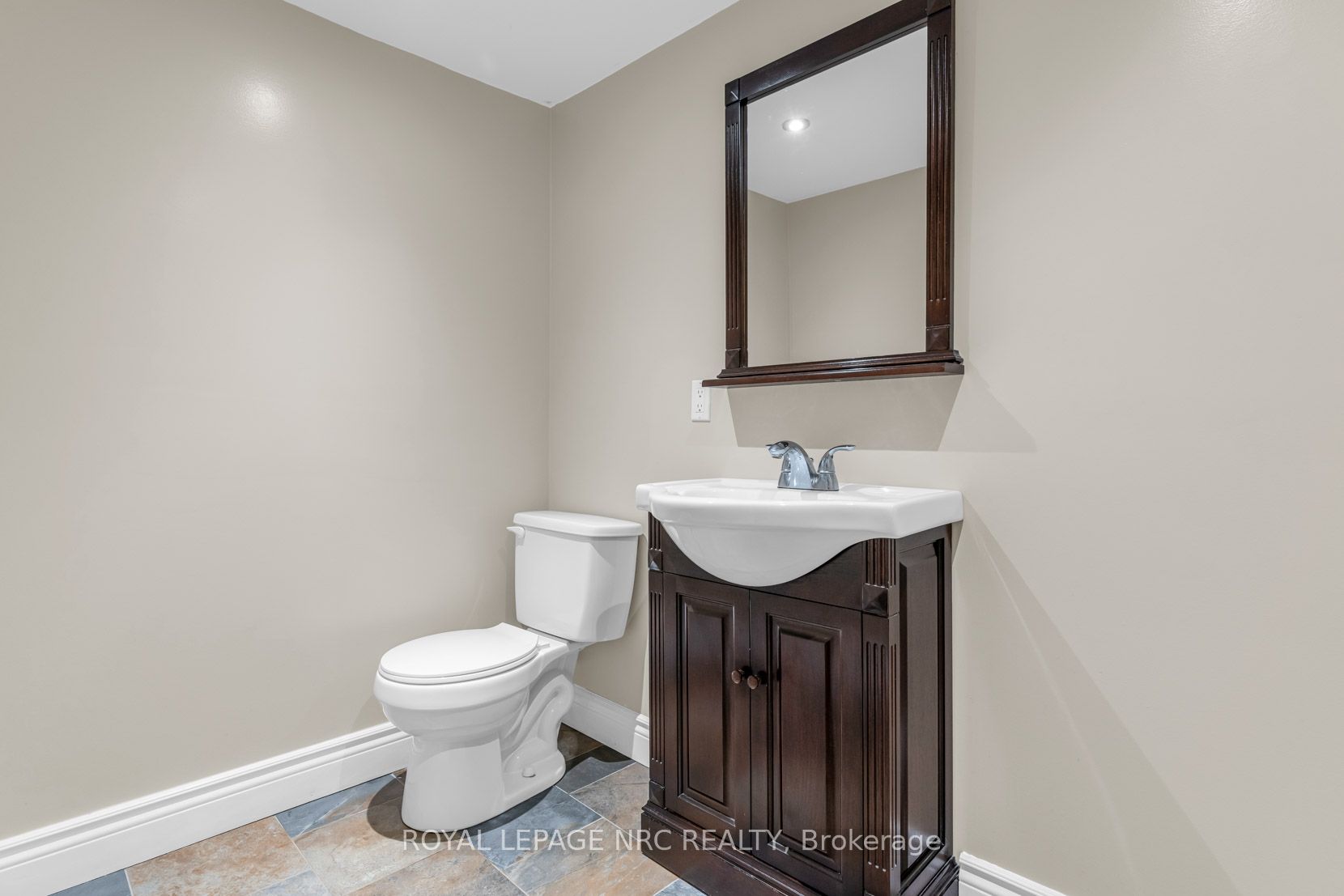 Photo 36 of 98 Memorial Avenue, Hamilton, Stoney Creek — HOMEH