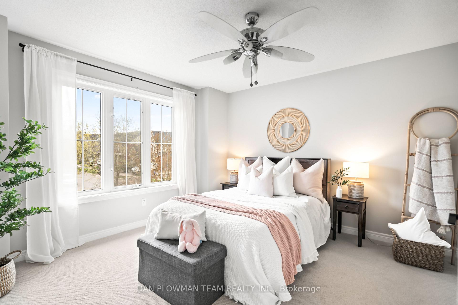 Photo 26 of 25 Strandmore Circle, Whitby, Brooklin — HOMEH