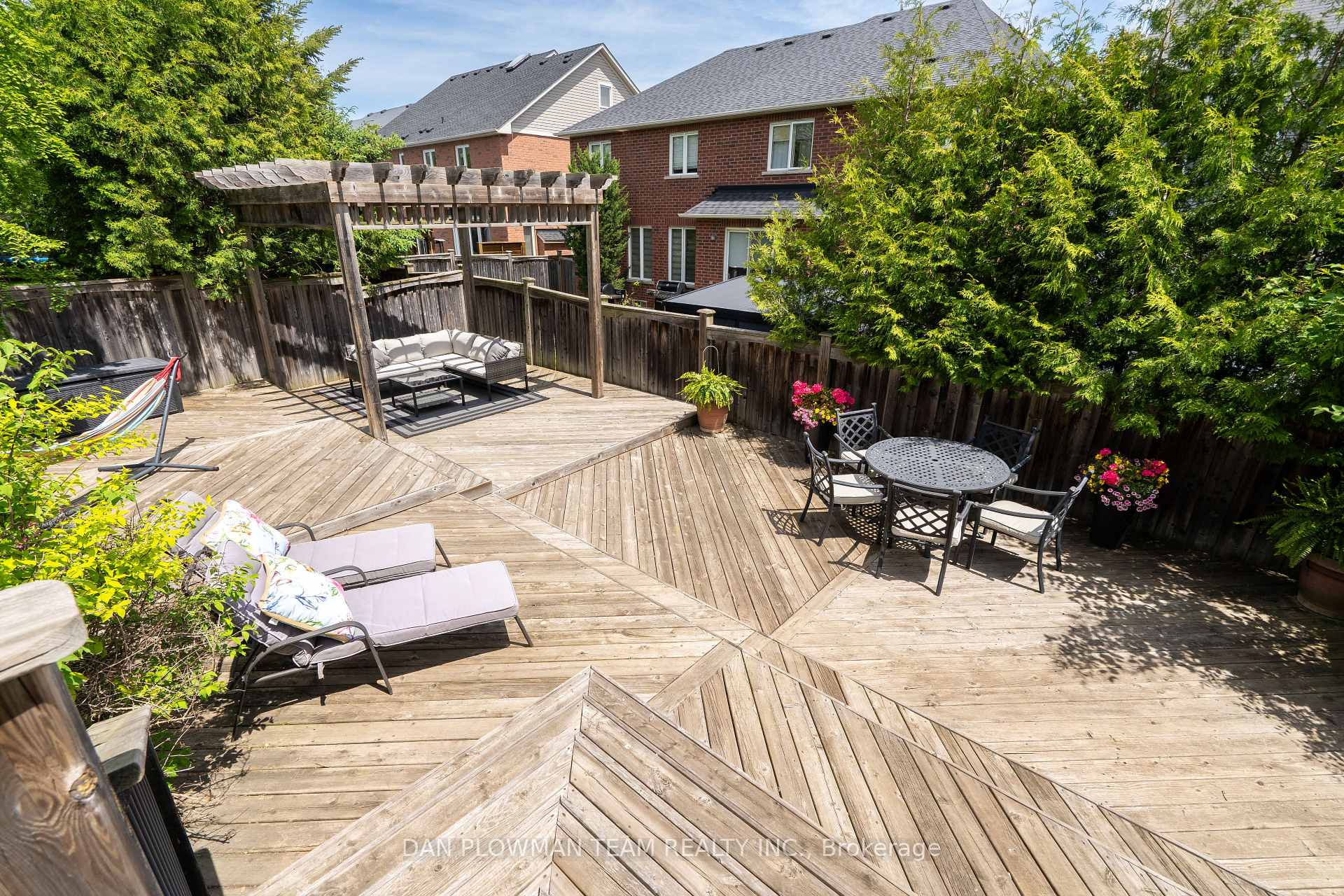 Photo 44 of 25 Strandmore Circle, Whitby, Brooklin — HOMEH
