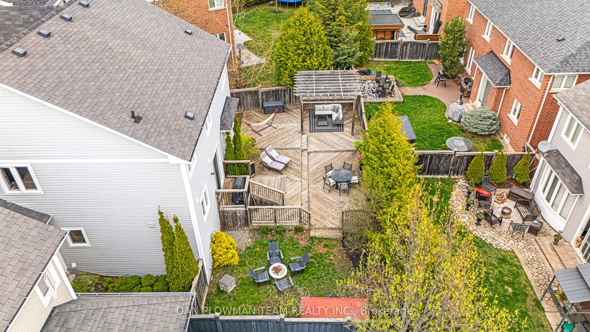 Photo 45 of 25 Strandmore Circle, Whitby, Brooklin — HOMEH