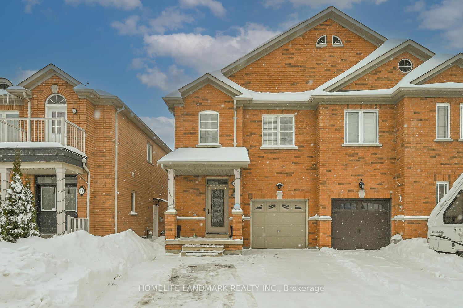Photo 30 of 97 Arco Circle, Vaughan, Maple — HOMEH