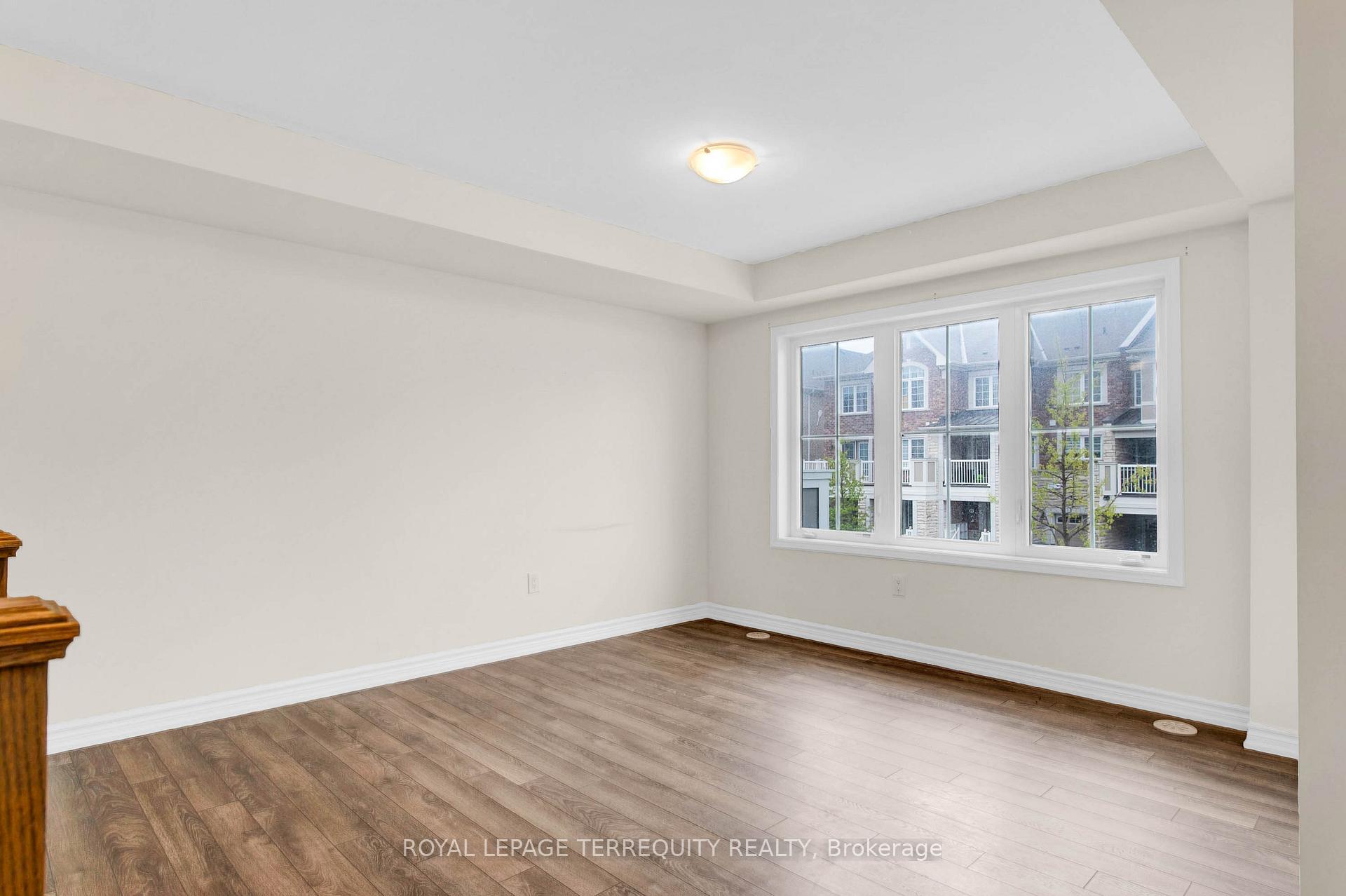 Photo 11 of 32 Goldeye Street, Whitby, Rural Whitby — HOMEH