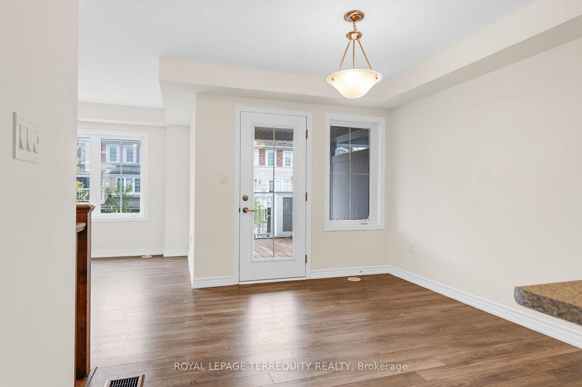 Photo 14 of 32 Goldeye Street, Whitby, Rural Whitby — HOMEH