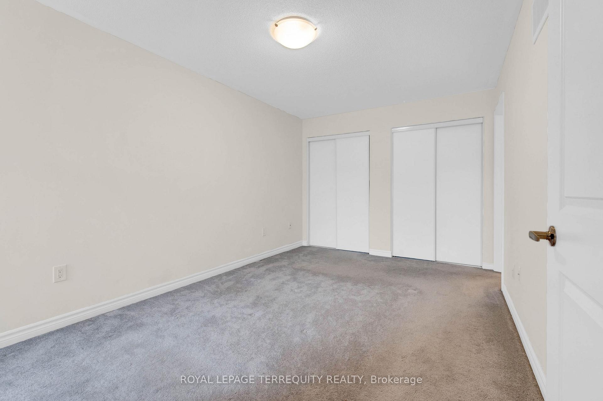 Photo 23 of 32 Goldeye Street, Whitby, Rural Whitby — HOMEH
