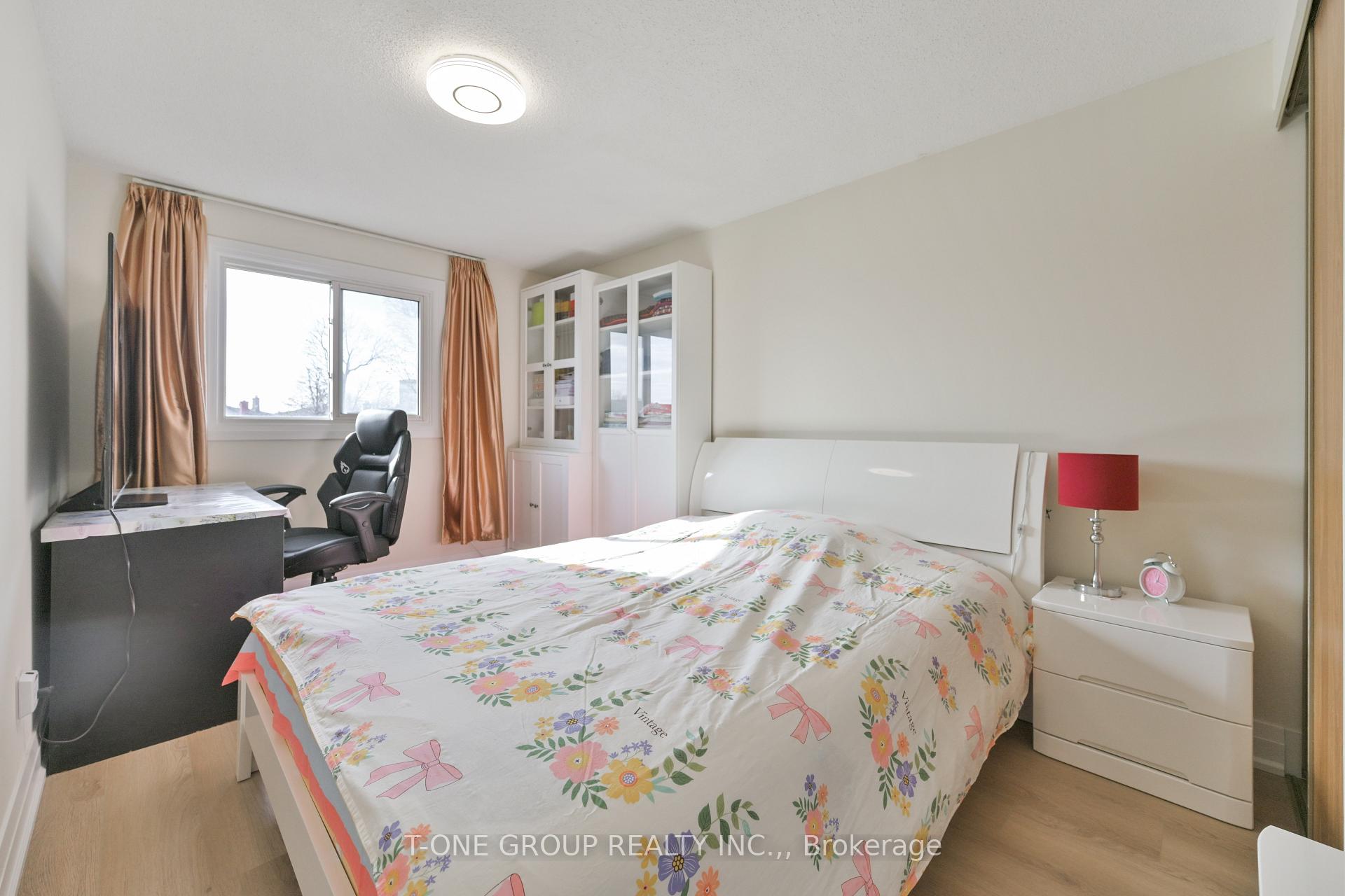 Photo 19 of 19 Pepperell Crescent, Markham, Milliken Mills West — HOMEH