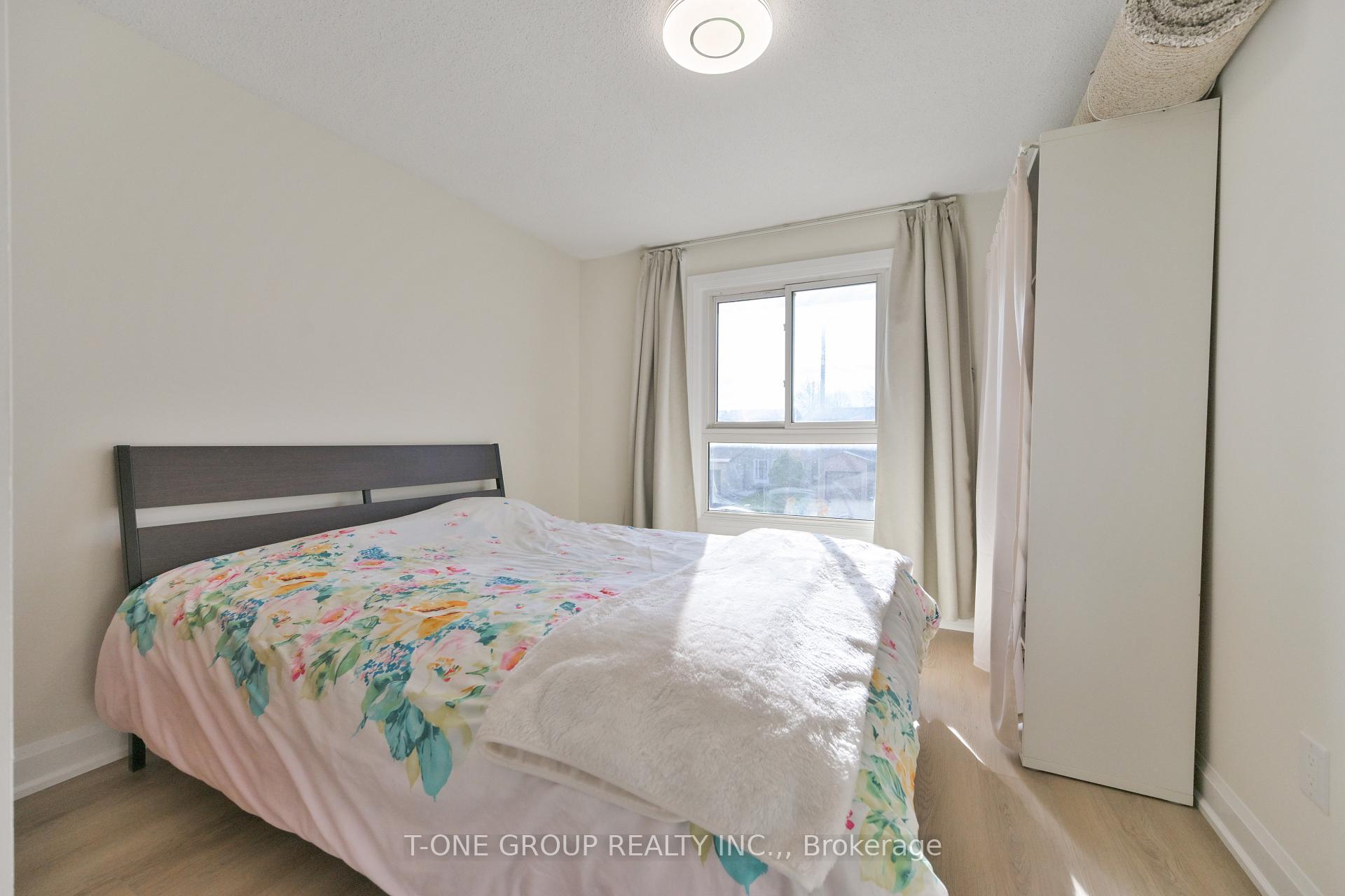 Photo 20 of 19 Pepperell Crescent, Markham, Milliken Mills West — HOMEH