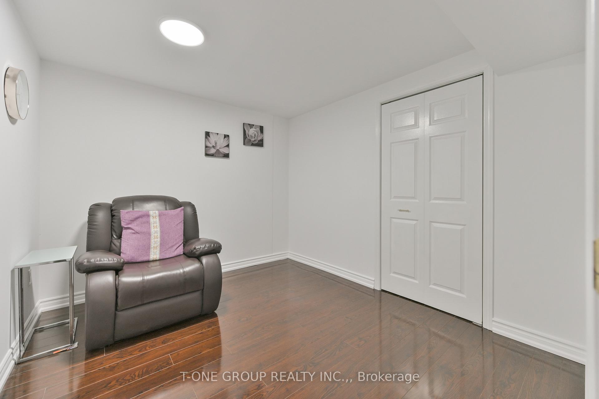Photo 26 of 19 Pepperell Crescent, Markham, Milliken Mills West — HOMEH