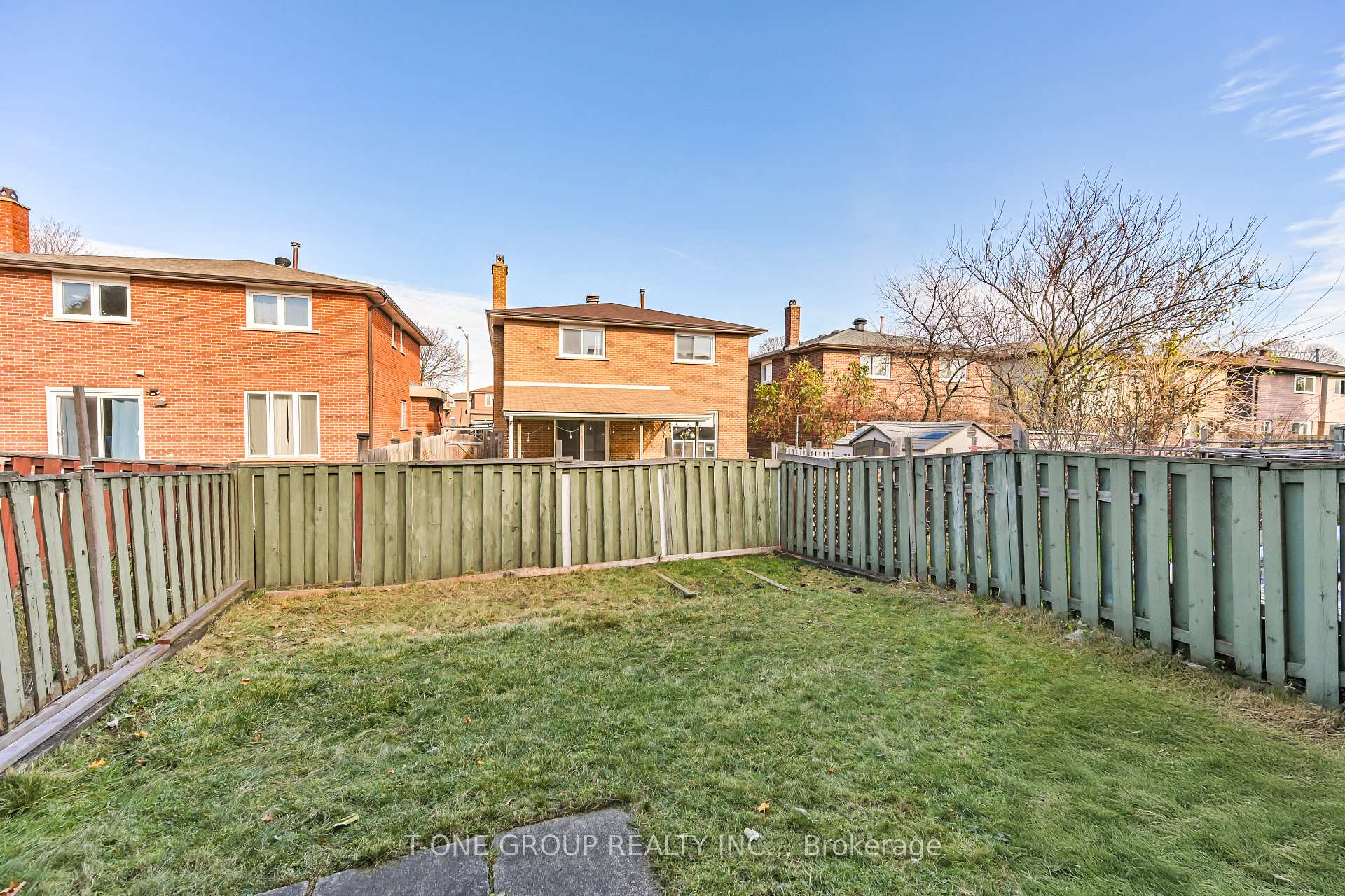 Photo 28 of 19 Pepperell Crescent, Markham, Milliken Mills West — HOMEH