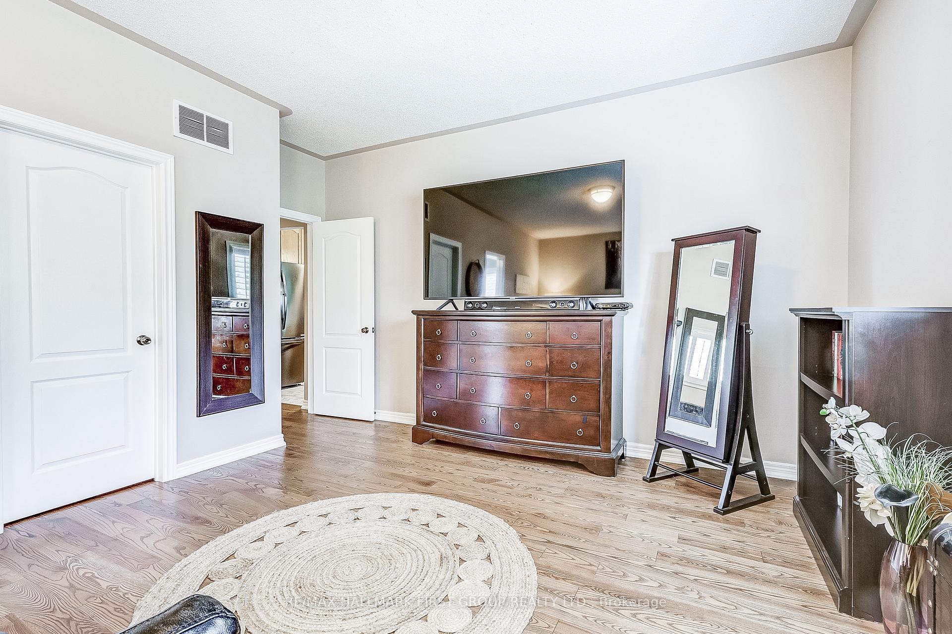 Photo 24 of 3507 Garrard Road, Whitby, Rolling Acres — HOMEH