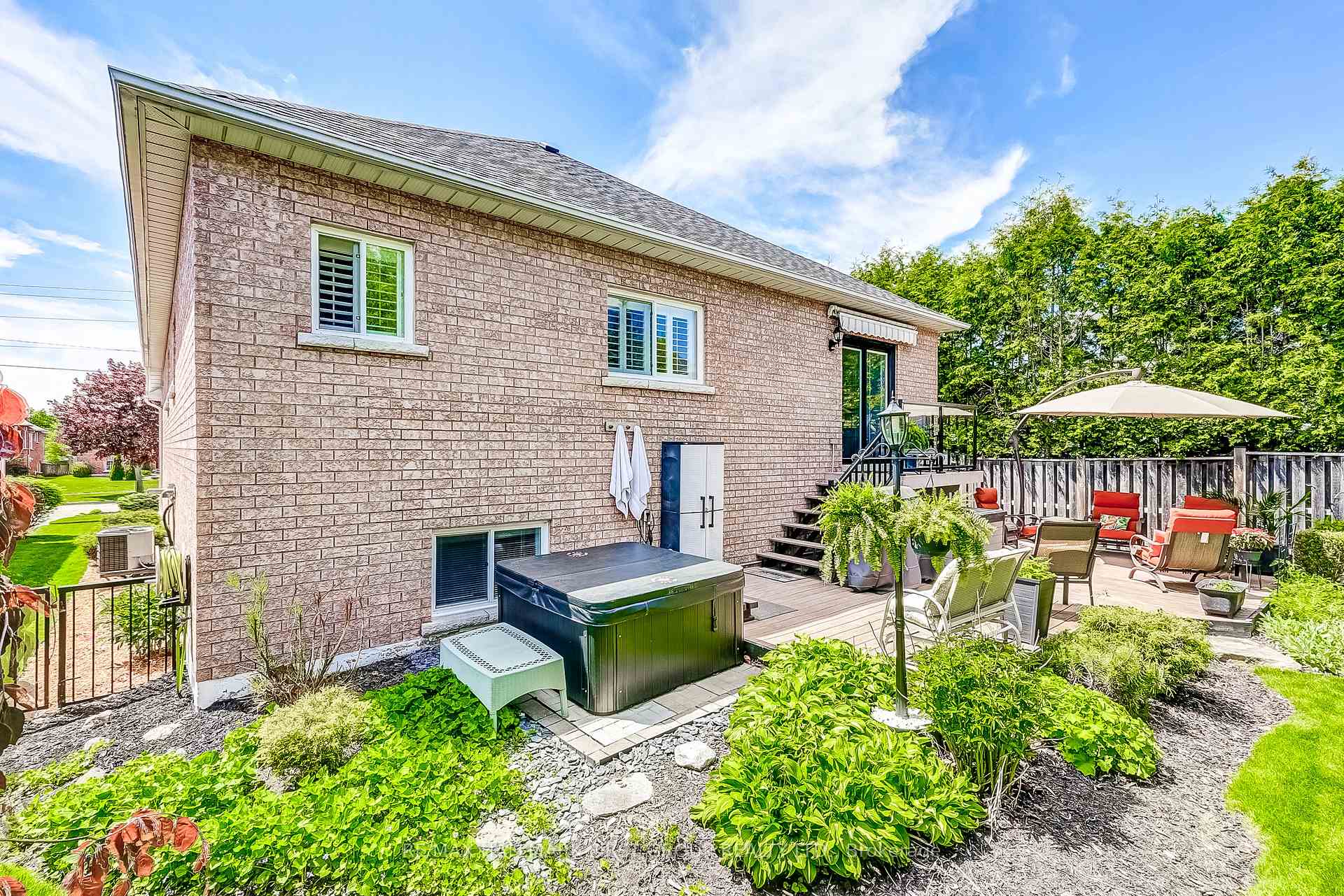 Photo 44 of 3507 Garrard Road, Whitby, Rolling Acres — HOMEH