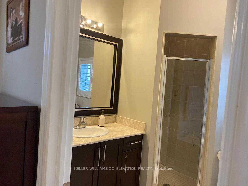 Photo 7 of 1 Dunedin Drive, Vaughan, Kleinburg — HOMEH