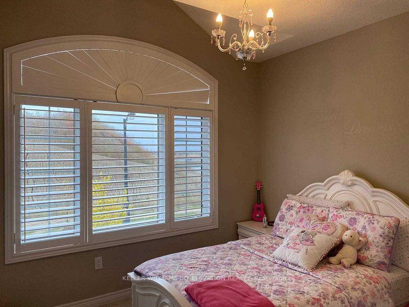 Photo 9 of 1 Dunedin Drive, Vaughan, Kleinburg — HOMEH