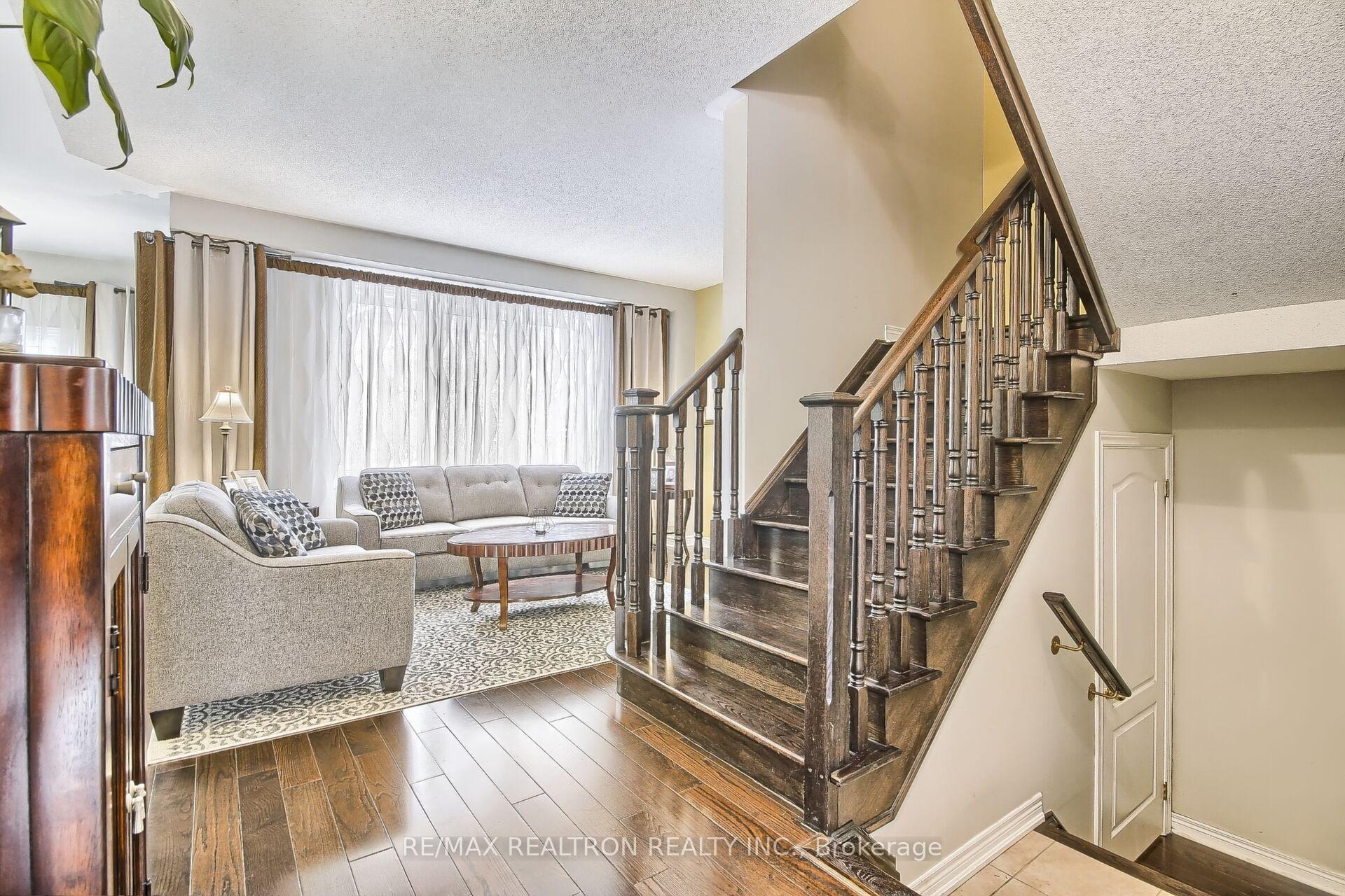 Photo 9 of 24 Westport Drive, Whitby, Pringle Creek — HOMEH