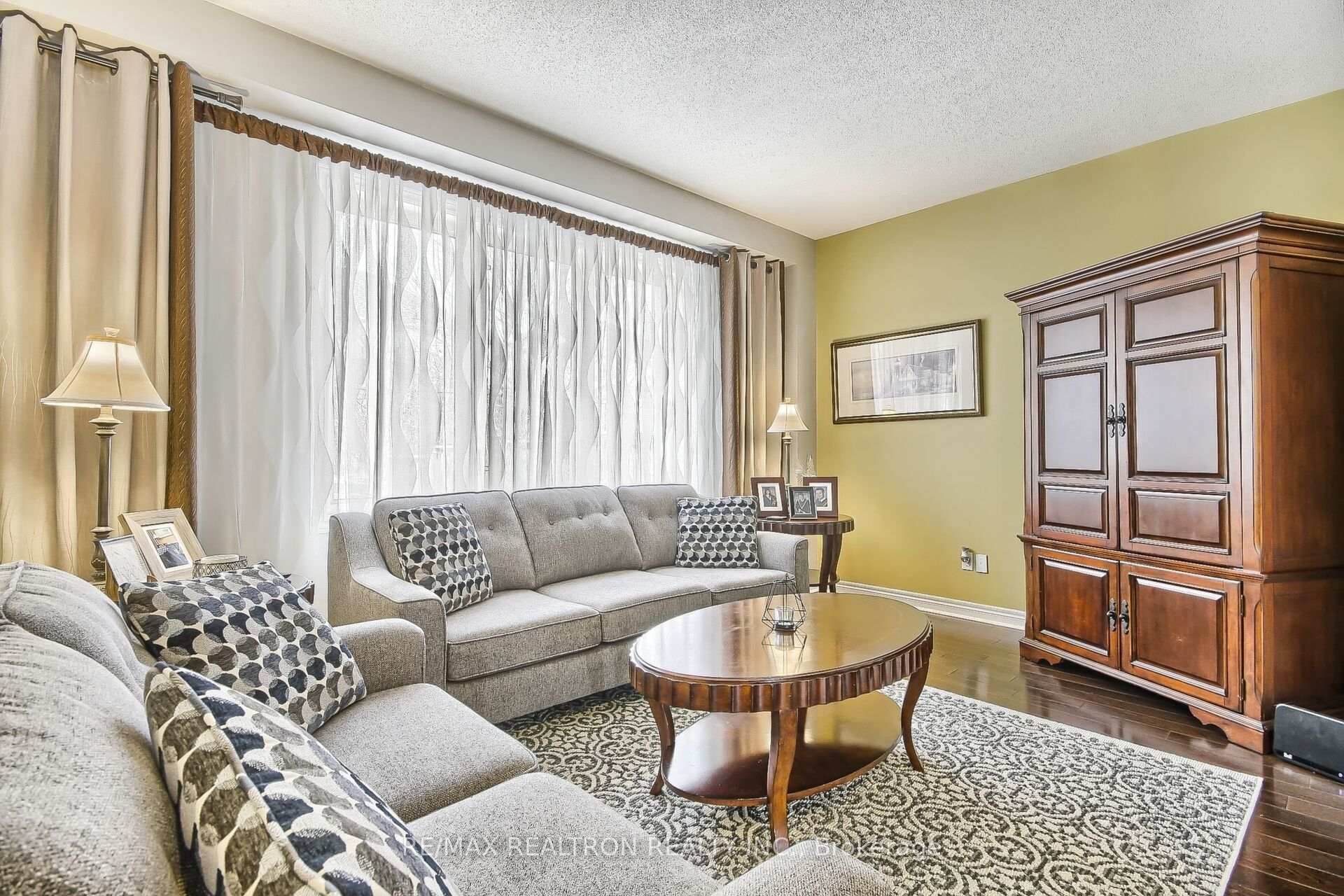 Photo 10 of 24 Westport Drive, Whitby, Pringle Creek — HOMEH