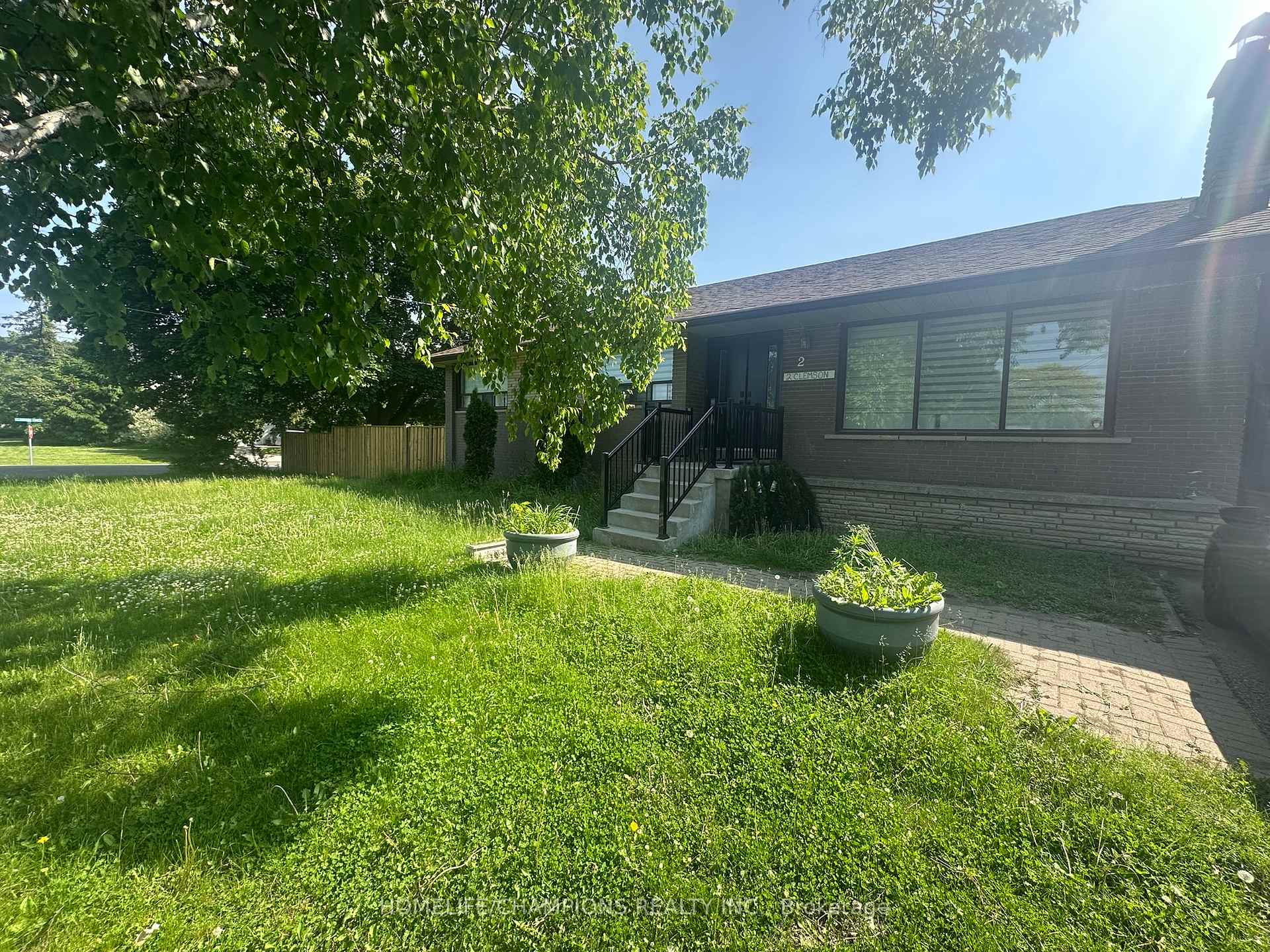 Photo 1 of Unit Bsmt, 2 Clemson Crescent, Vaughan, Maple — HOMEH