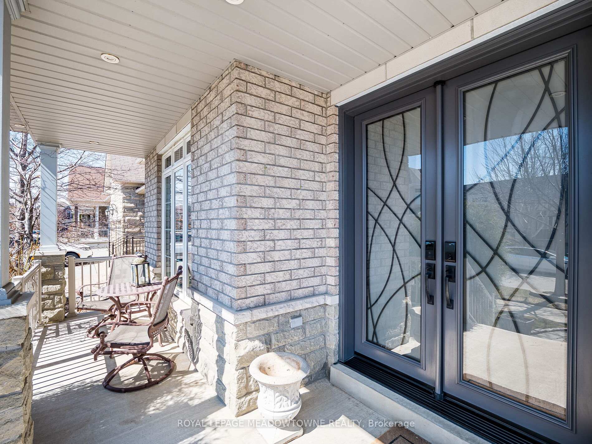 Photo 4 of 16 Isaiah Drive, Vaughan, Vellore Village — HOMEH