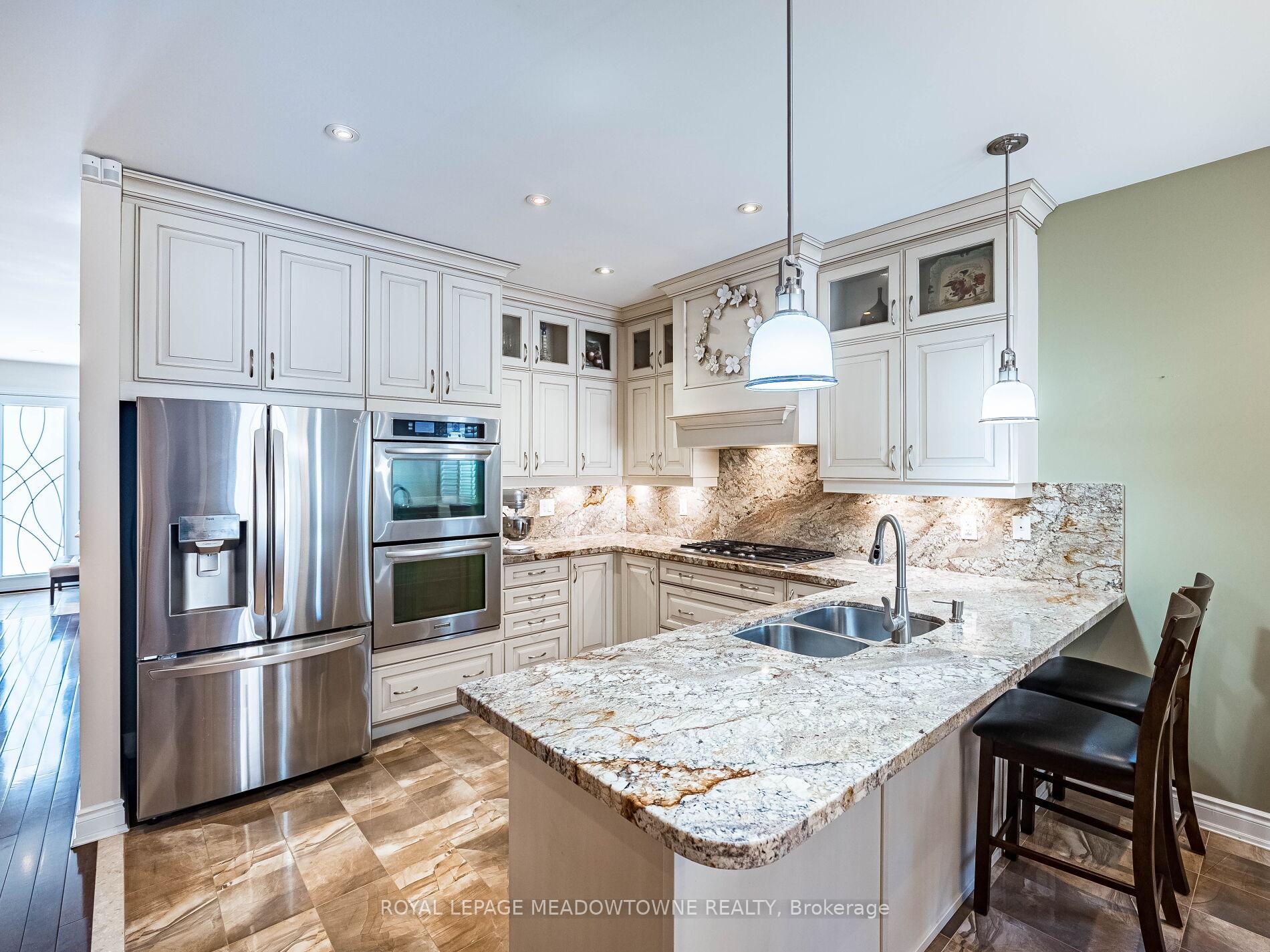 Photo 12 of 16 Isaiah Drive, Vaughan, Vellore Village — HOMEH