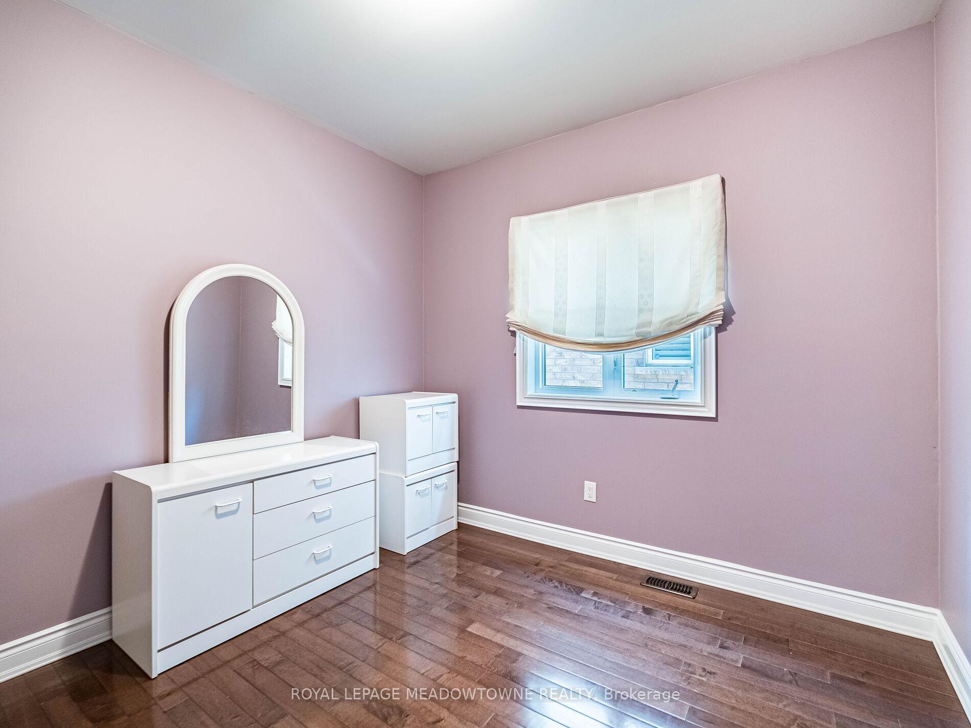Photo 21 of 16 Isaiah Drive, Vaughan, Vellore Village — HOMEH