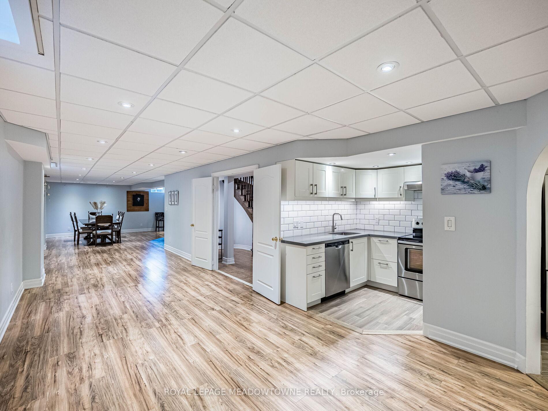 Photo 24 of 16 Isaiah Drive, Vaughan, Vellore Village — HOMEH