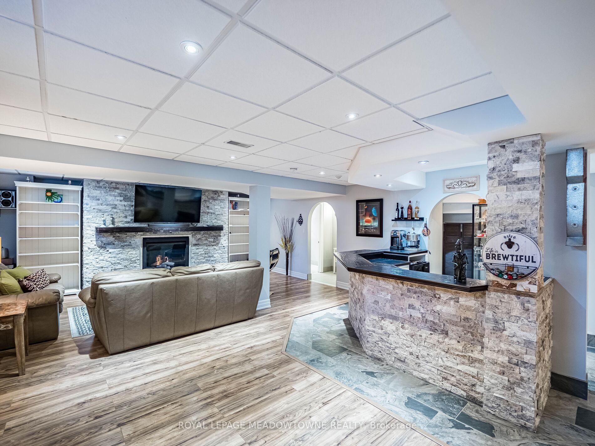 Photo 29 of 16 Isaiah Drive, Vaughan, Vellore Village — HOMEH