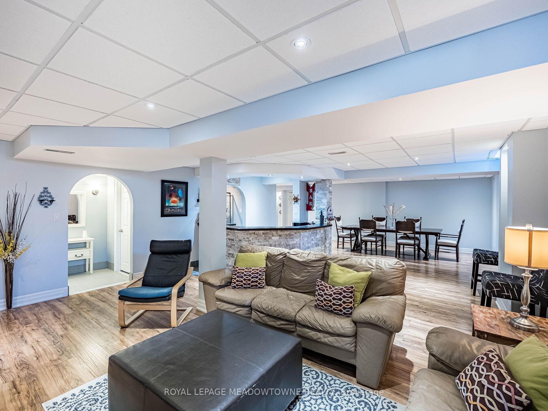 Photo 32 of 16 Isaiah Drive, Vaughan, Vellore Village — HOMEH