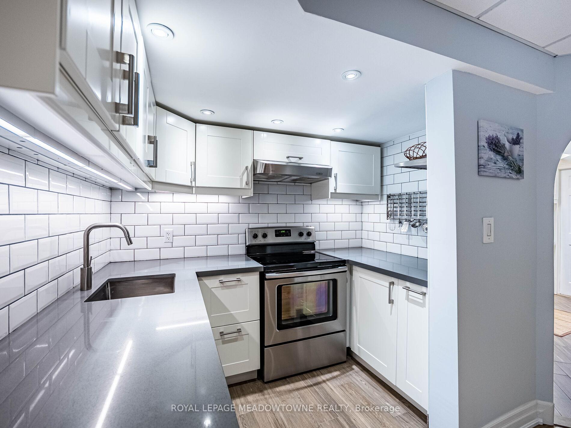 Photo 40 of 16 Isaiah Drive, Vaughan, Vellore Village — HOMEH