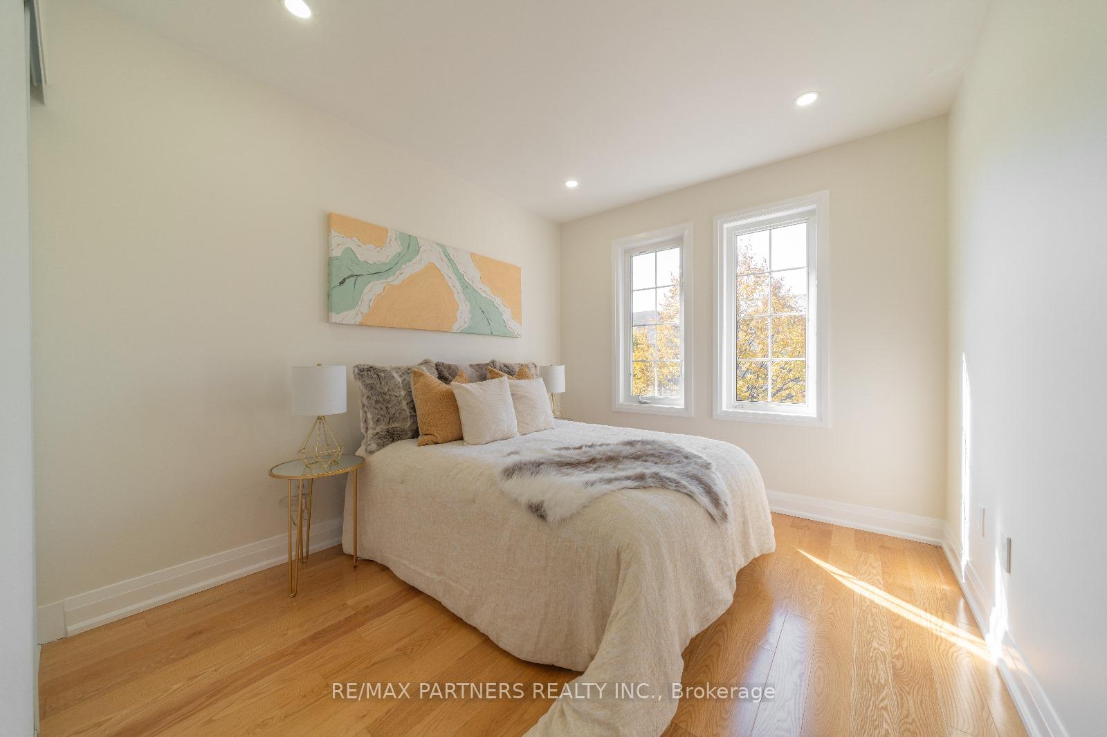 Photo 16 of 15 Capogna Street, Markham, Cornell — HOMEH