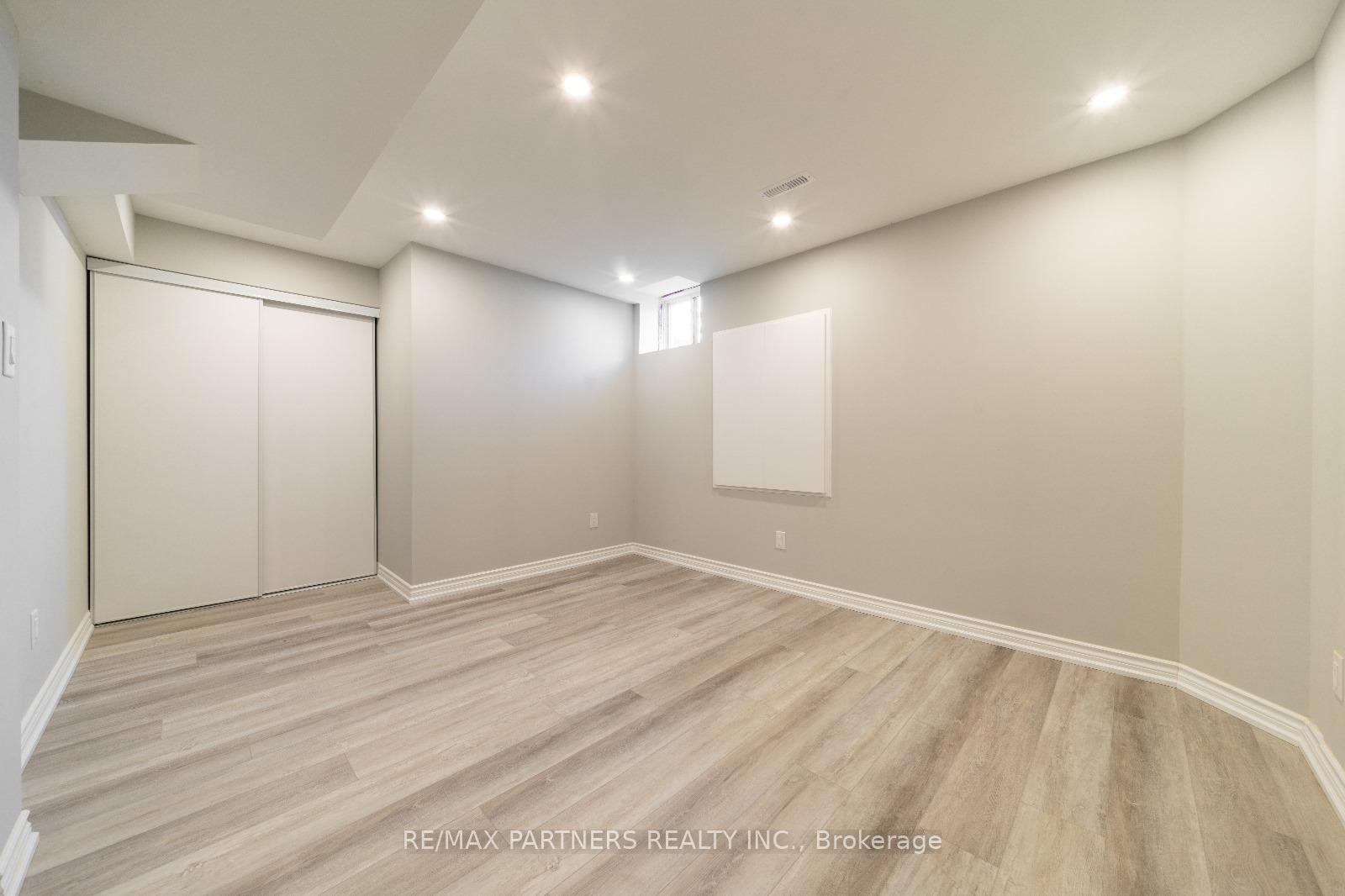 Photo 20 of 15 Capogna Street, Markham, Cornell — HOMEH