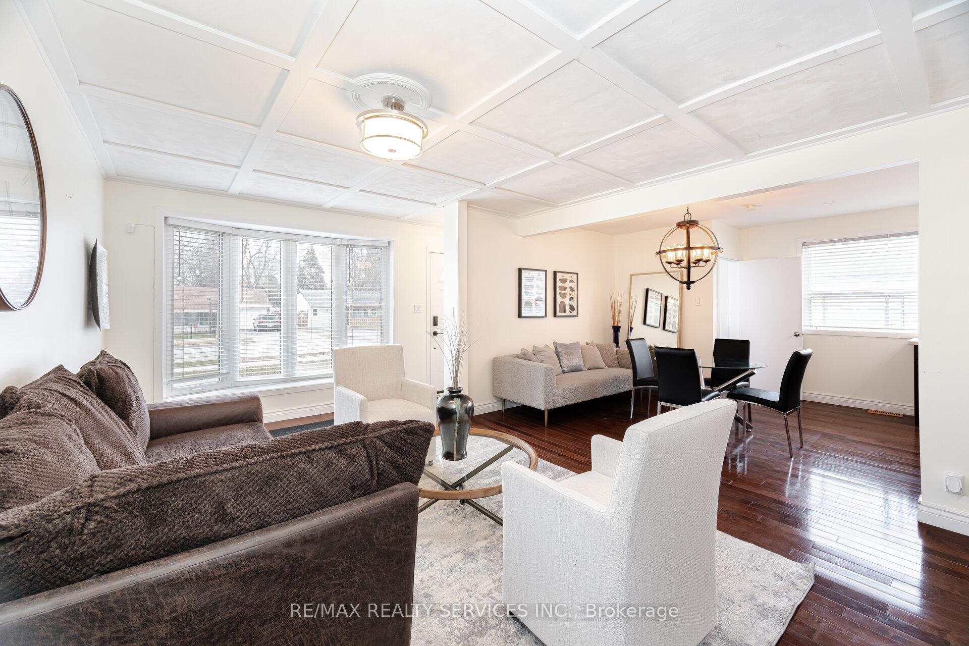 Photo 7 of 204 Craydon Road, Whitby, Downtown Whitby — HOMEH