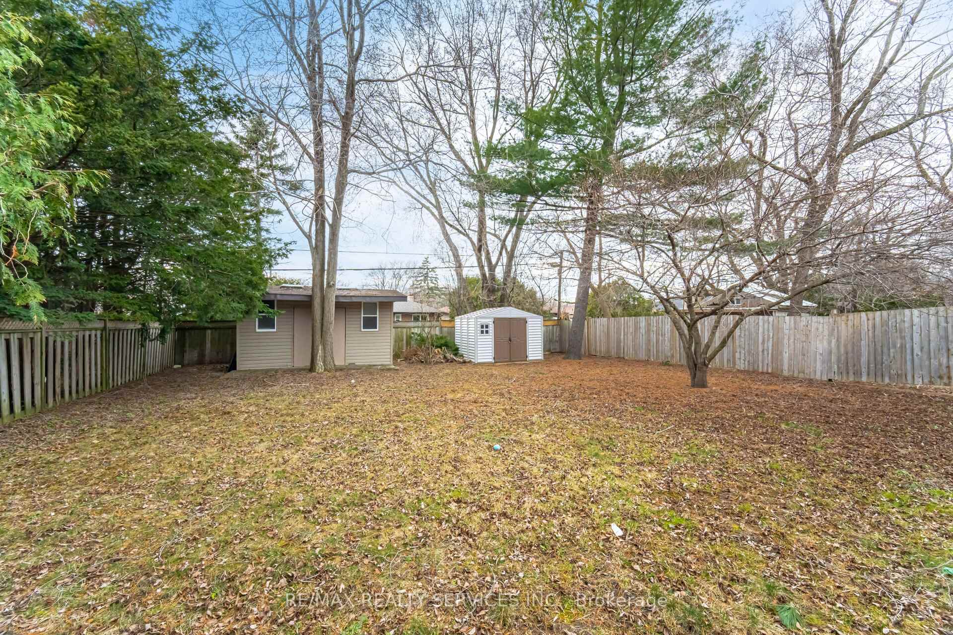 Photo 41 of 204 Craydon Road, Whitby, Downtown Whitby — HOMEH