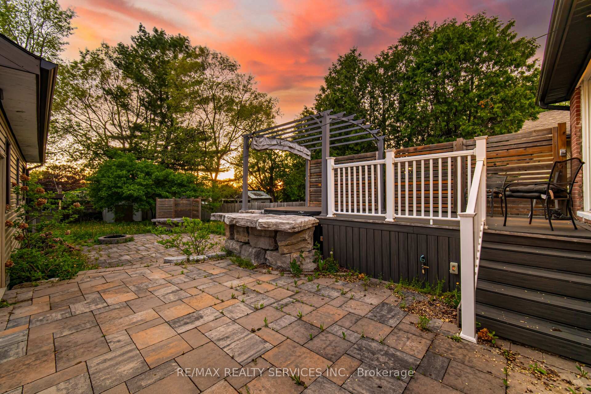 Photo 44 of 204 Craydon Road, Whitby, Downtown Whitby — HOMEH
