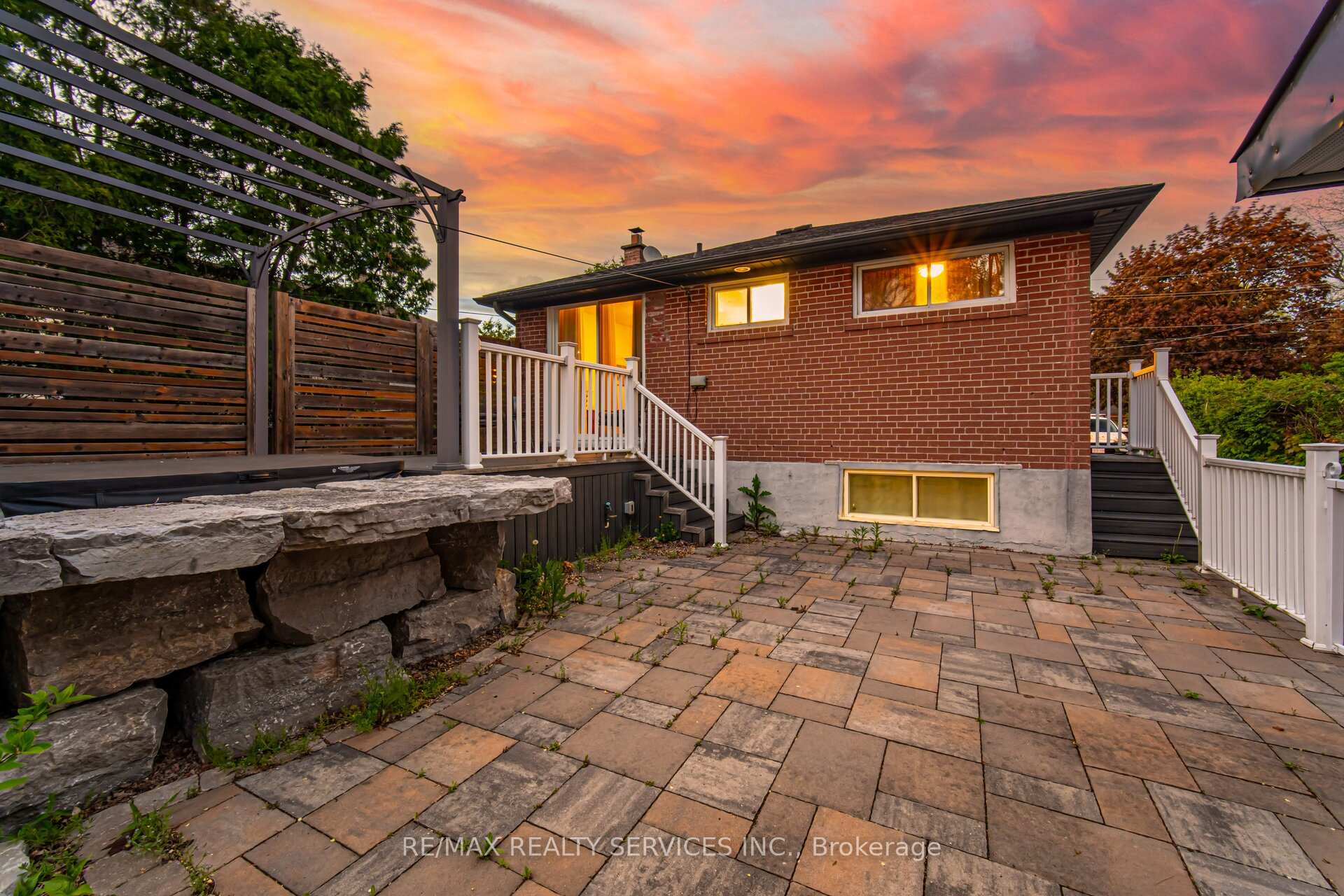 Photo 45 of 204 Craydon Road, Whitby, Downtown Whitby — HOMEH