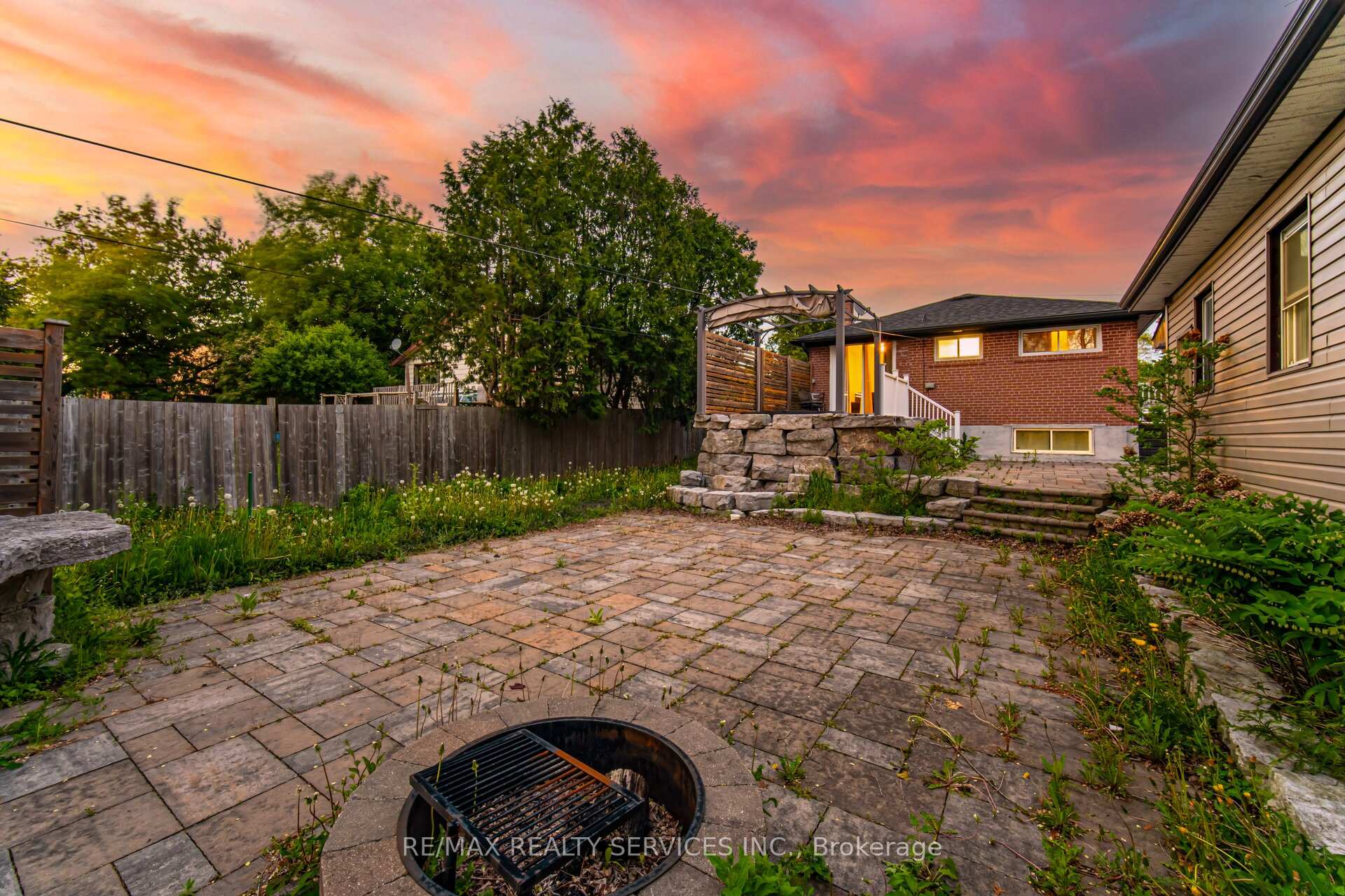Photo 48 of 204 Craydon Road, Whitby, Downtown Whitby — HOMEH