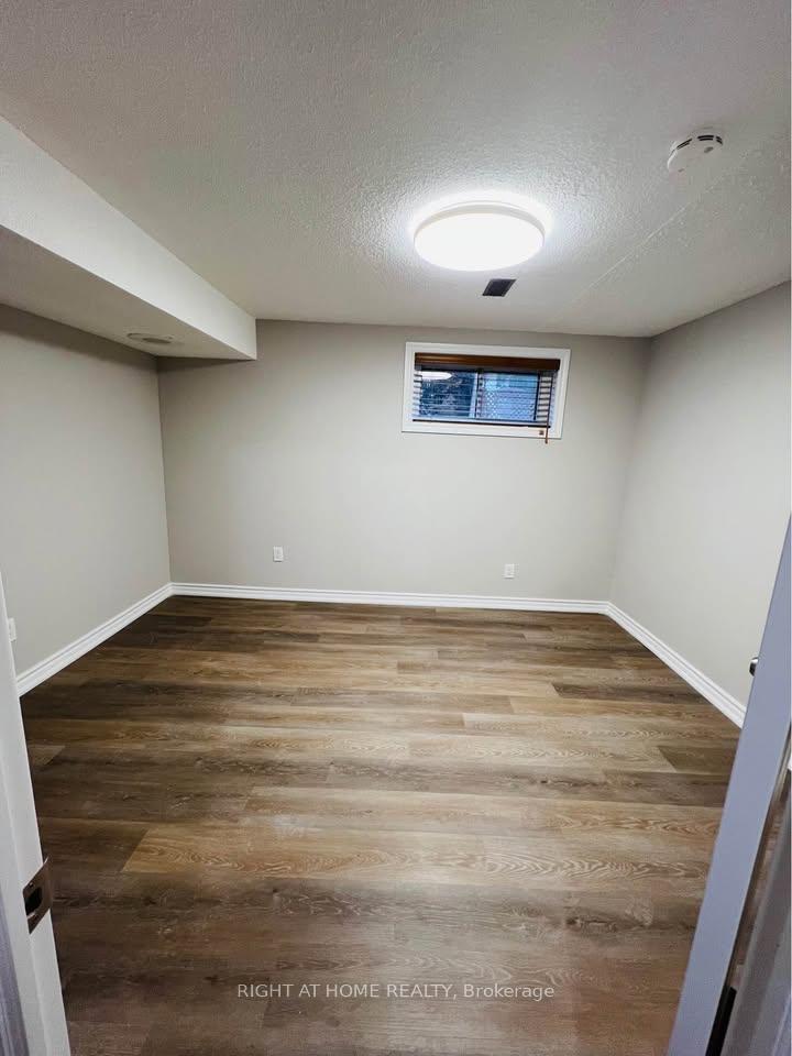 Photo 7 of Unit Lower, 145 Jules Avenue, Vaughan, East Woodbridge — HOMEH