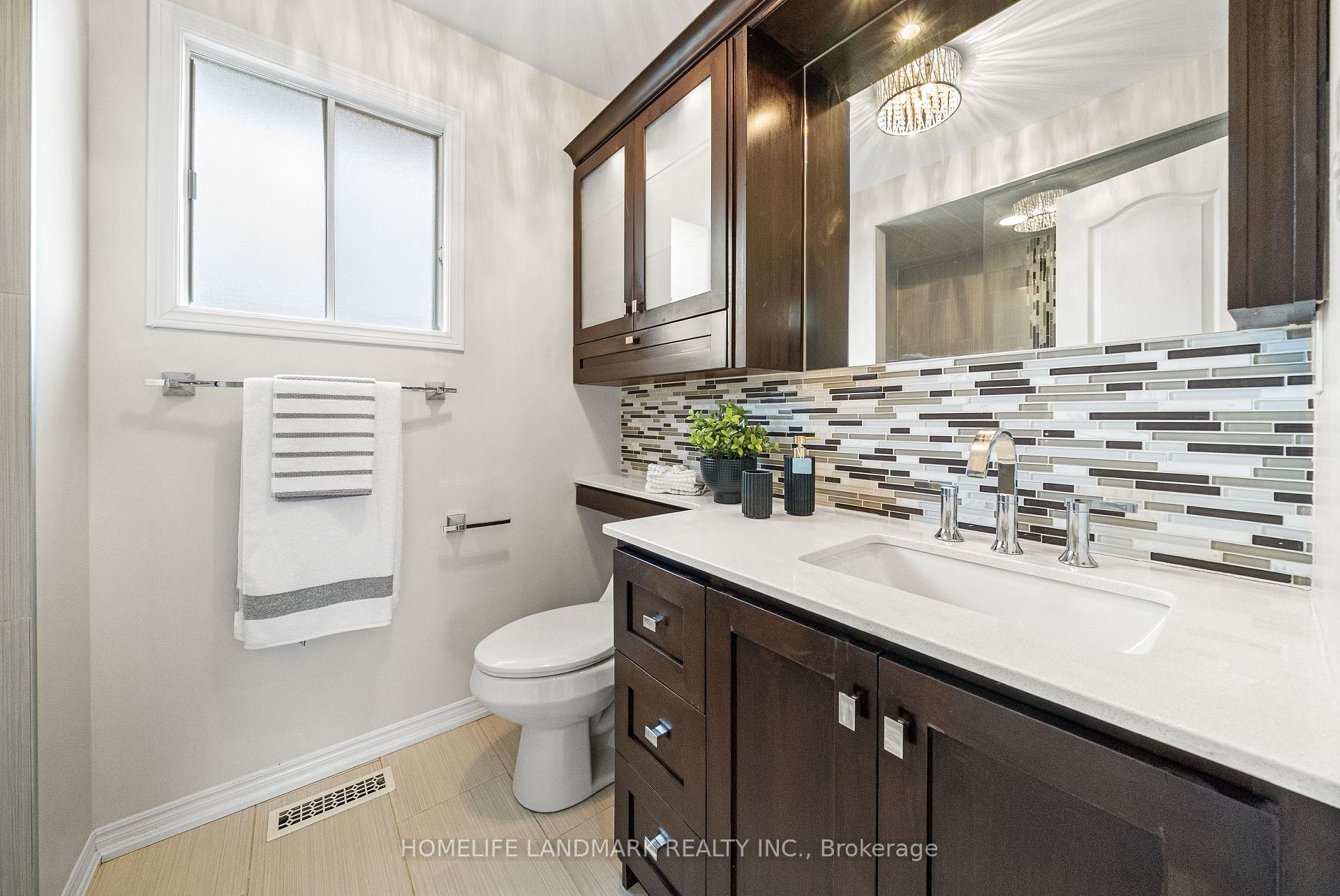 Photo 29 of 165 Valleyway Crescent, Vaughan, Maple — HOMEH