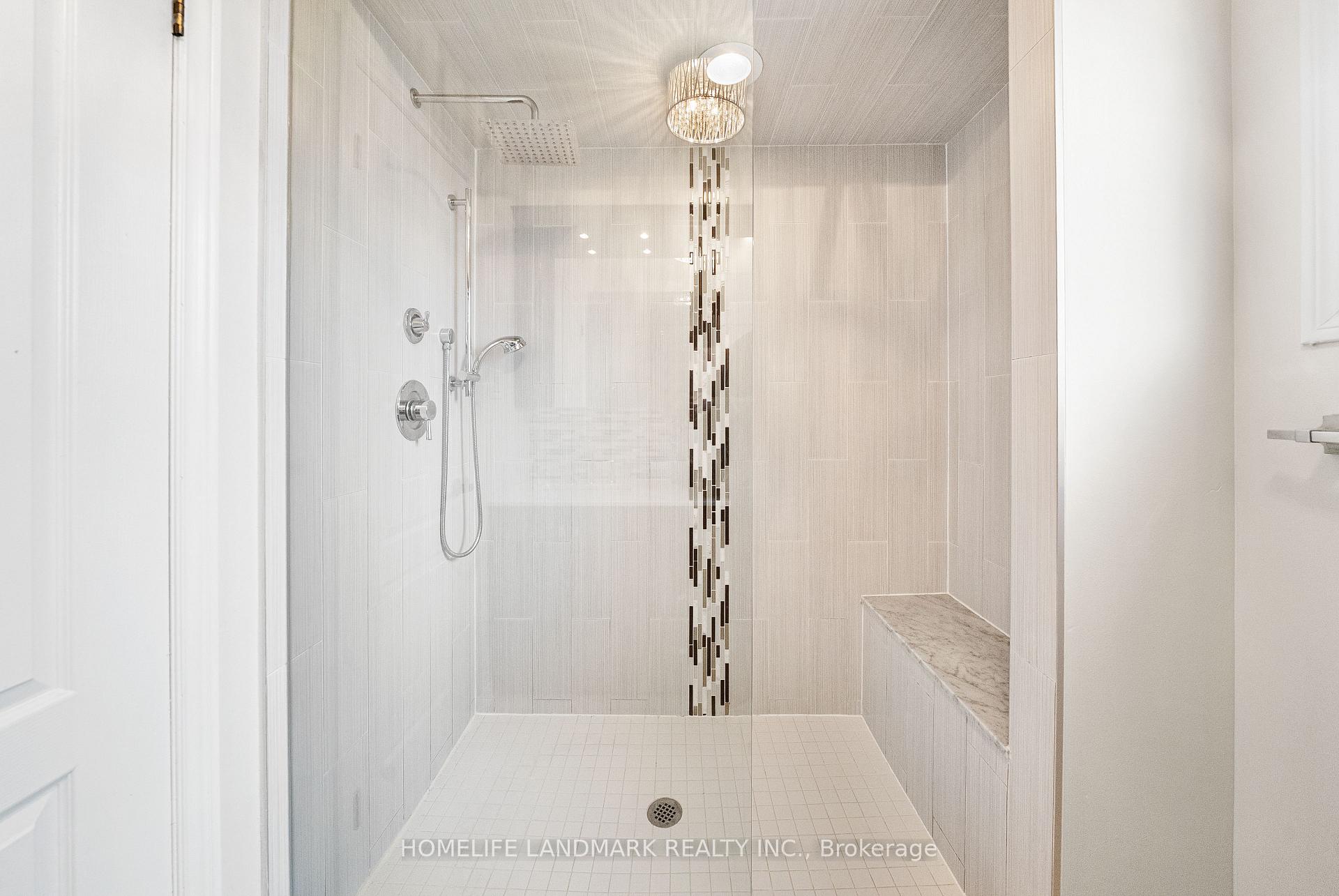 Photo 30 of 165 Valleyway Crescent, Vaughan, Maple — HOMEH