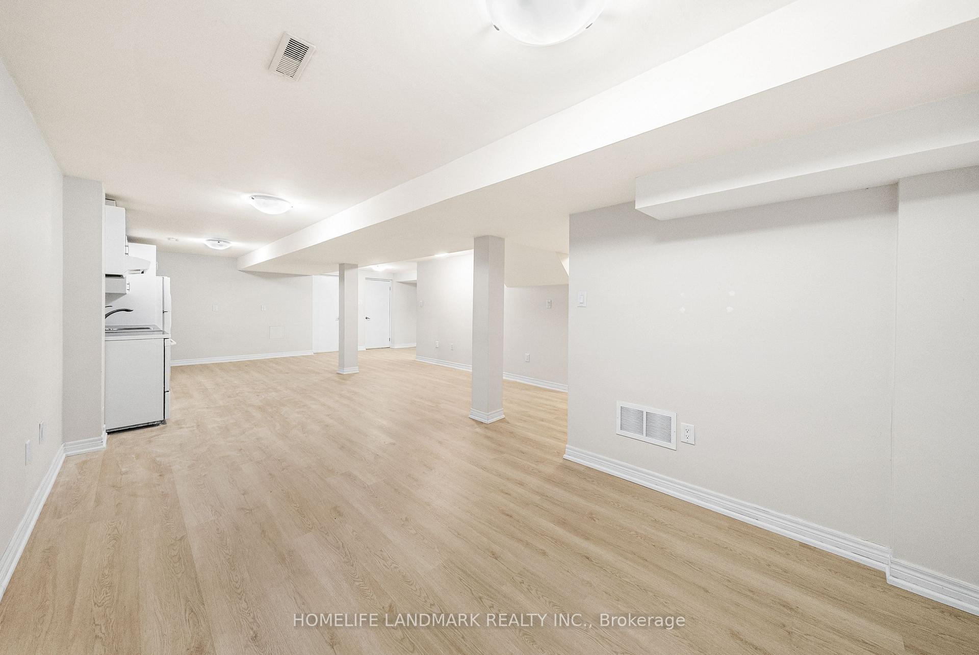 Photo 36 of 165 Valleyway Crescent, Vaughan, Maple — HOMEH