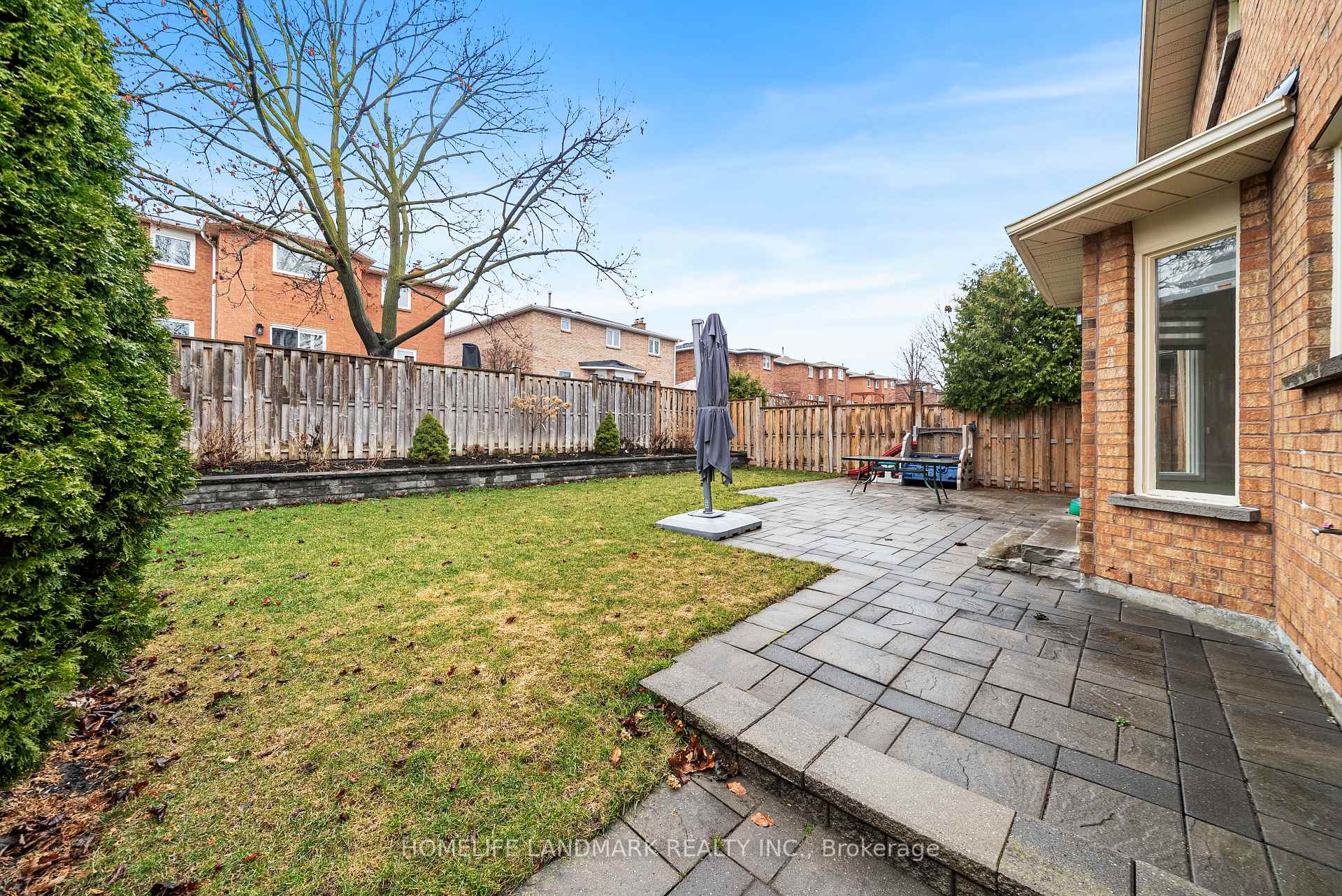 Photo 41 of 165 Valleyway Crescent, Vaughan, Maple — HOMEH
