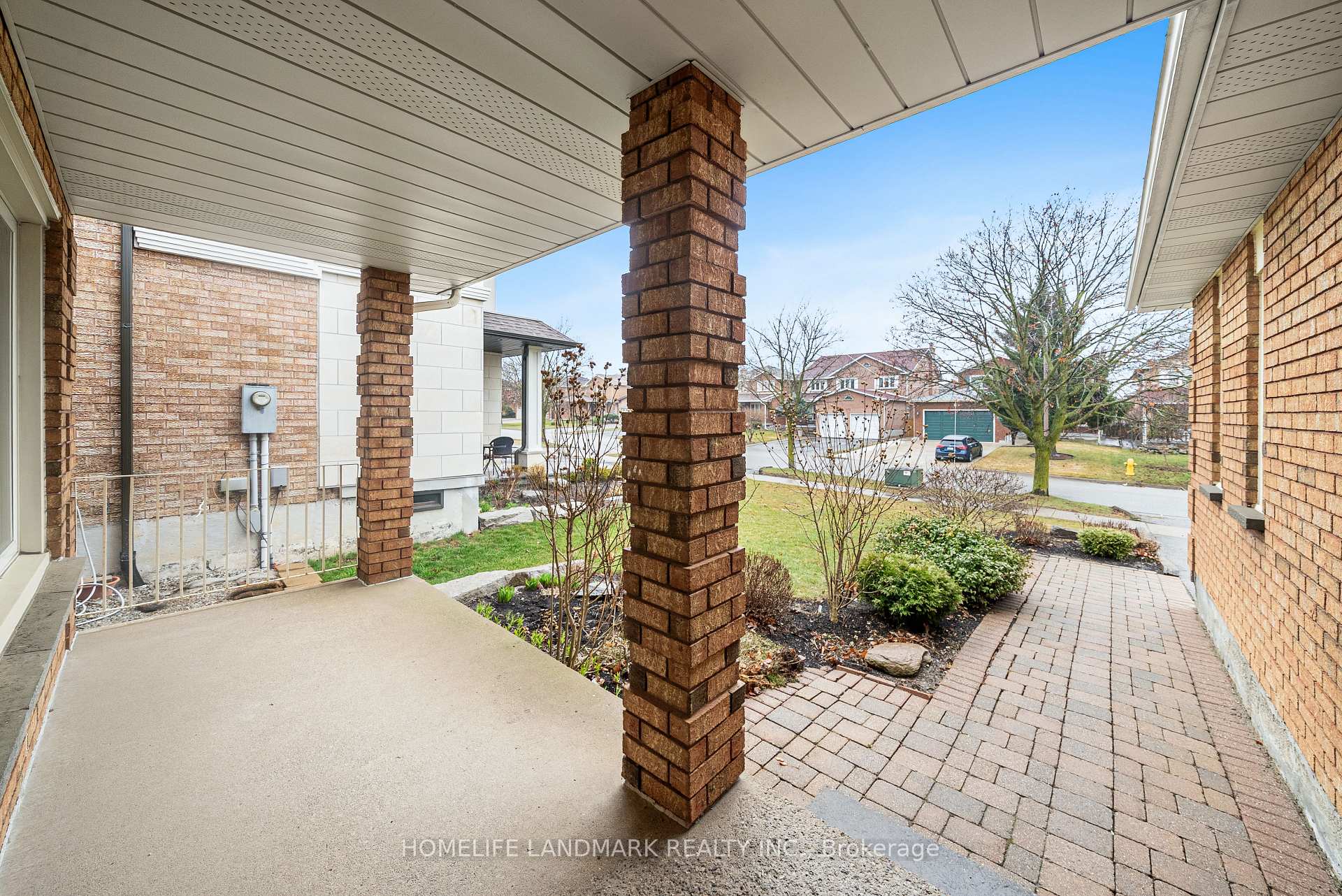 Photo 44 of 165 Valleyway Crescent, Vaughan, Maple — HOMEH
