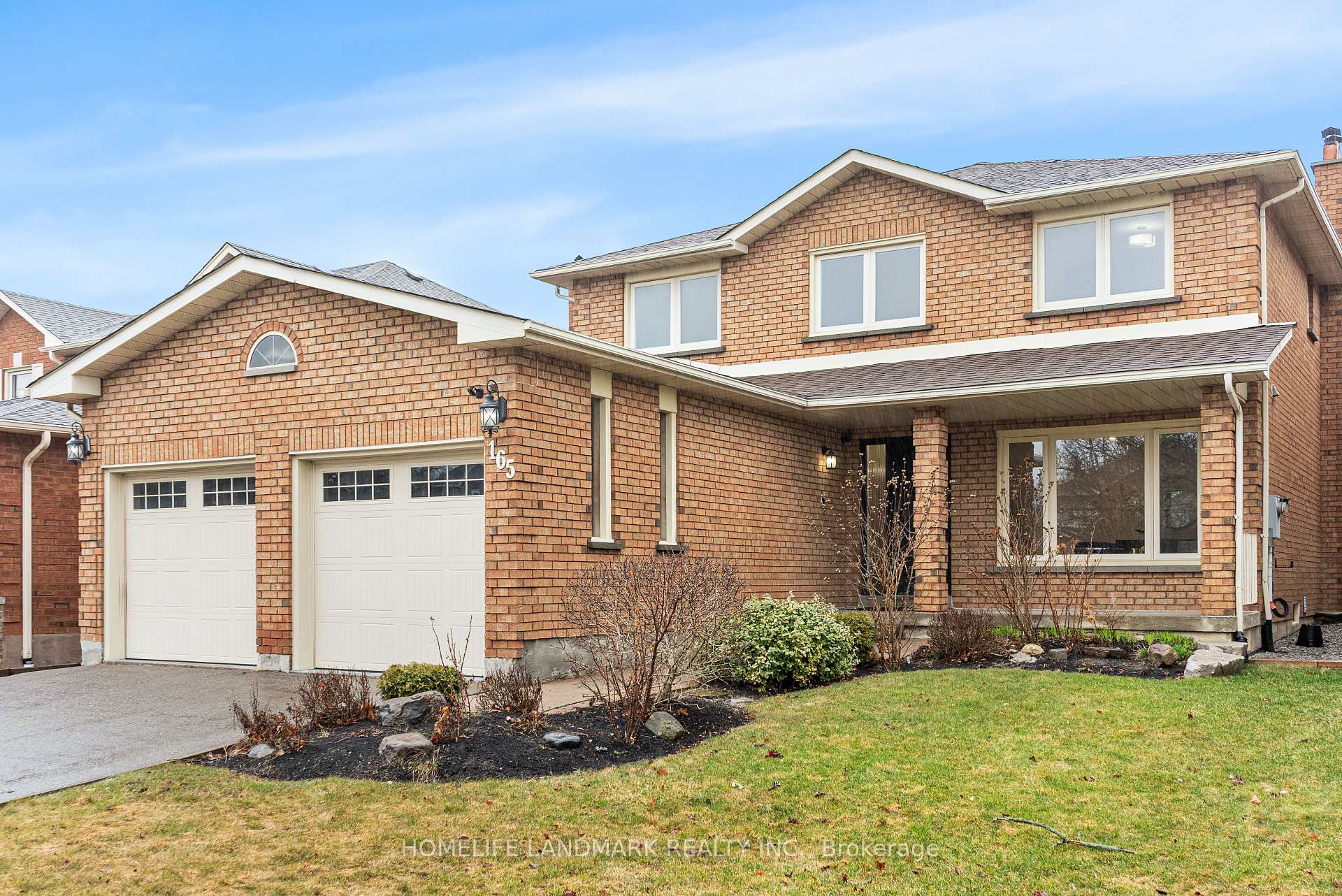 Photo 46 of 165 Valleyway Crescent, Vaughan, Maple — HOMEH
